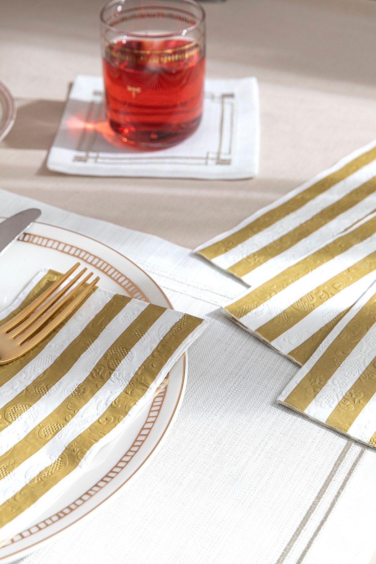 English Home Striped Kağıt 20'li Kağıt Peçete 33x40 Gold