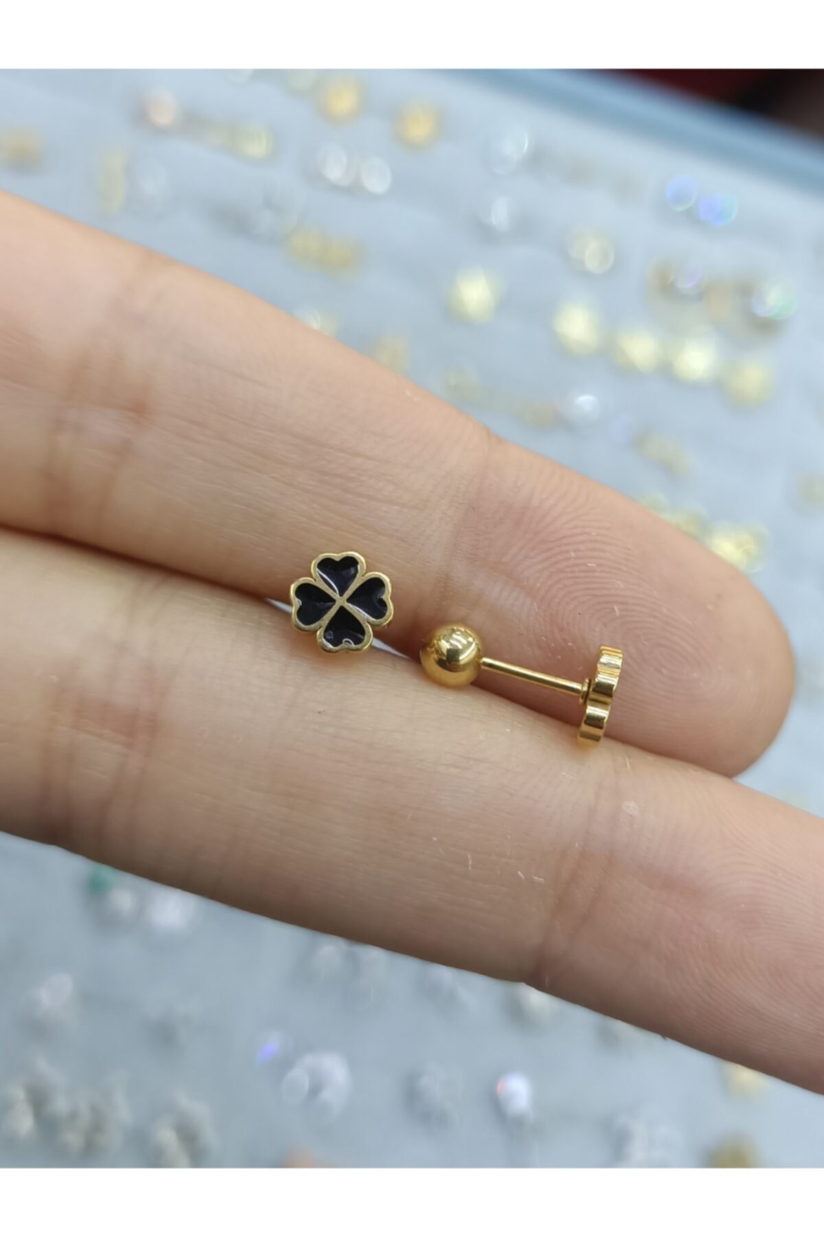 Arescollection Cerrahi Çelik Gold Renk Yonca Tragus Kıkırdak Kulak Memesi Piercingi