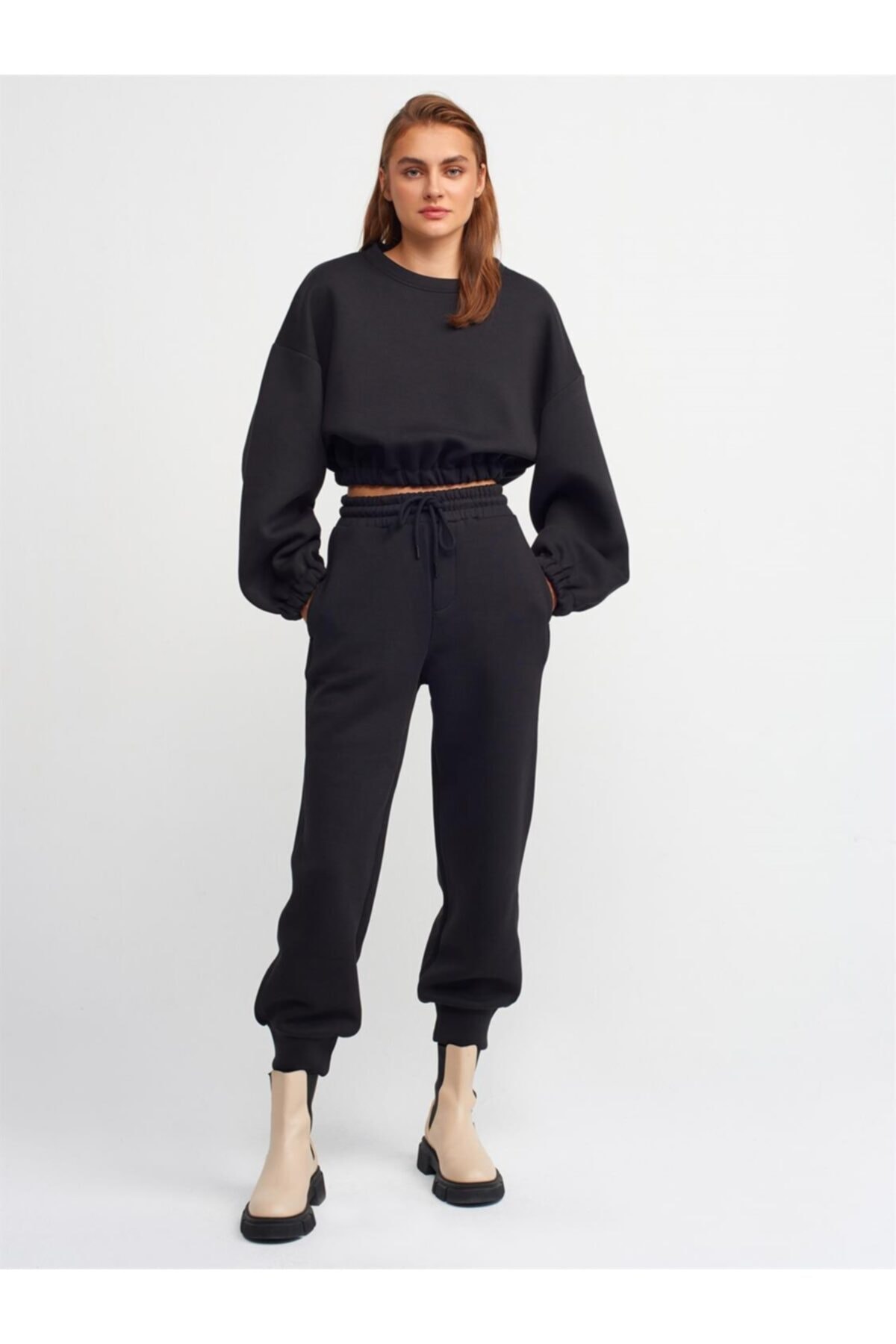 Nişantaşı No8 Jogger Siyah Pantolon
