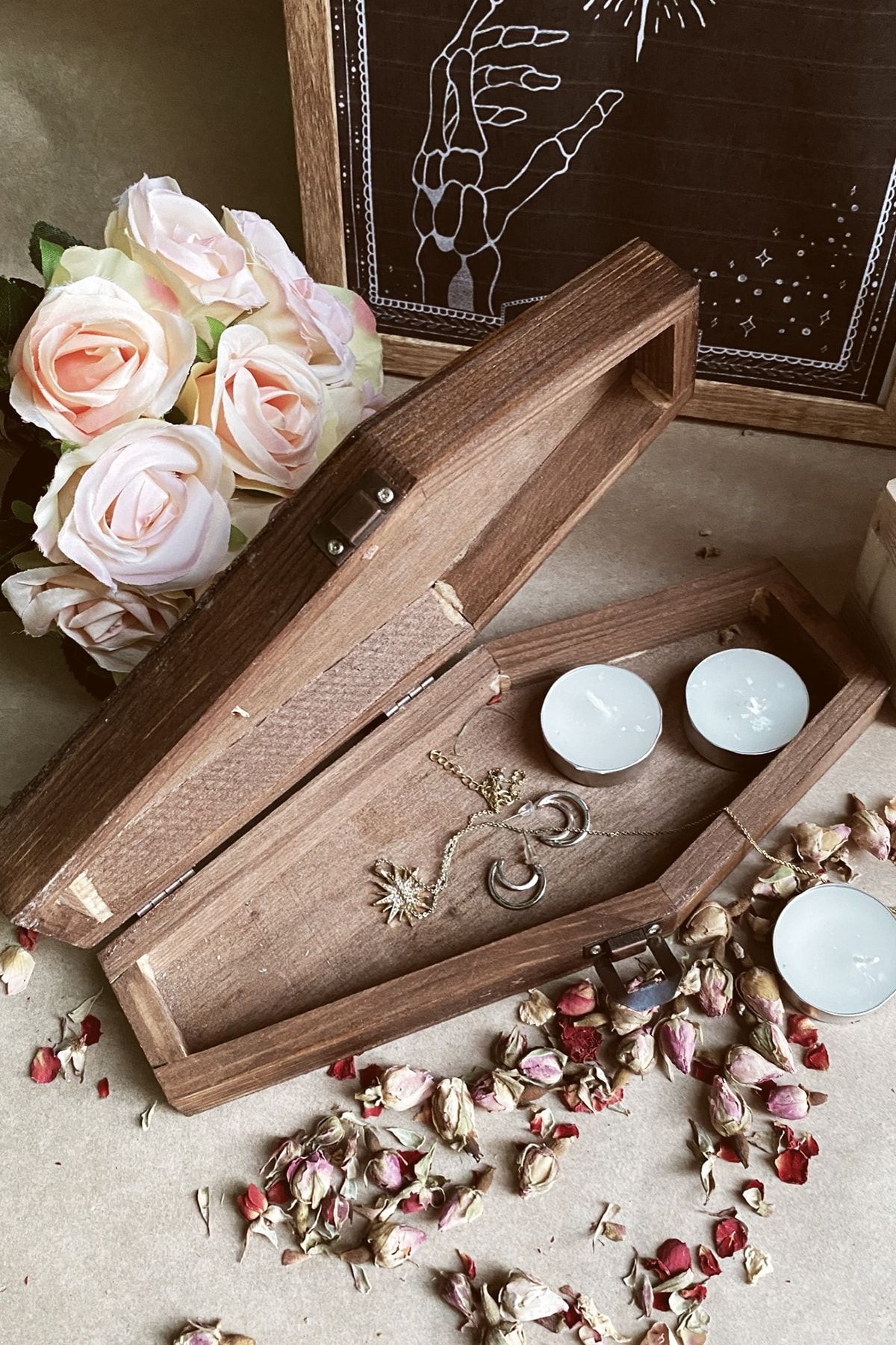 SANAT SEPET İŞLERİ Premium Ceviz Rengi 1. Sınıf Ahşap Tabut Dekoratif Kutu Takılık