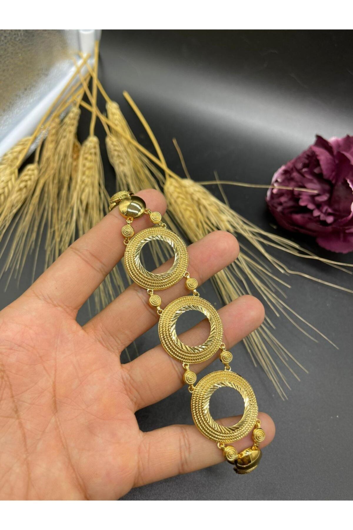 Yıldız Gold İmitasyon 22 Ayar Altın Kaplama Üç Çerçeveli Zirkon Taşlı Bileklik(çeyrek Altın Uyumlu )