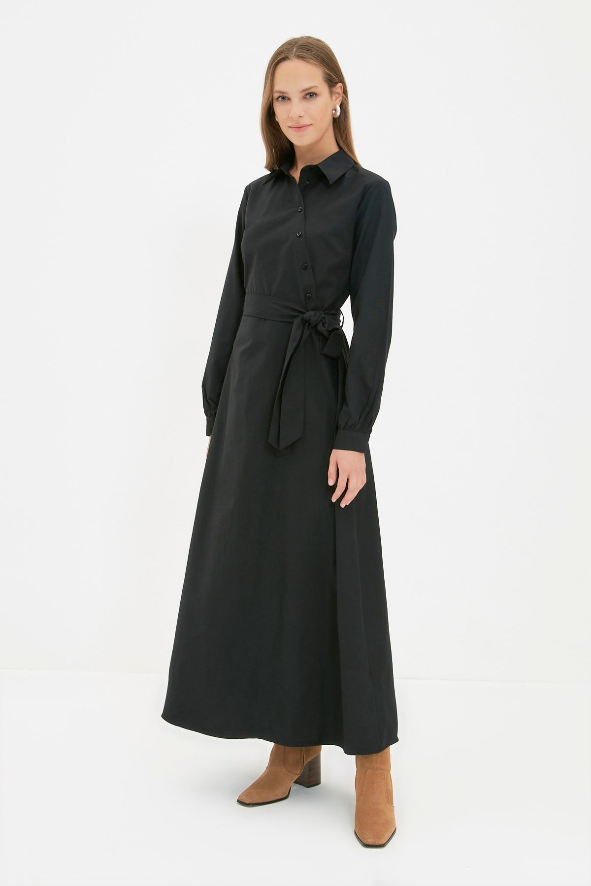 Trendyol Modest Siyah Gömlek Yaka Kuşaklı Elbise TCTAW22EB0156