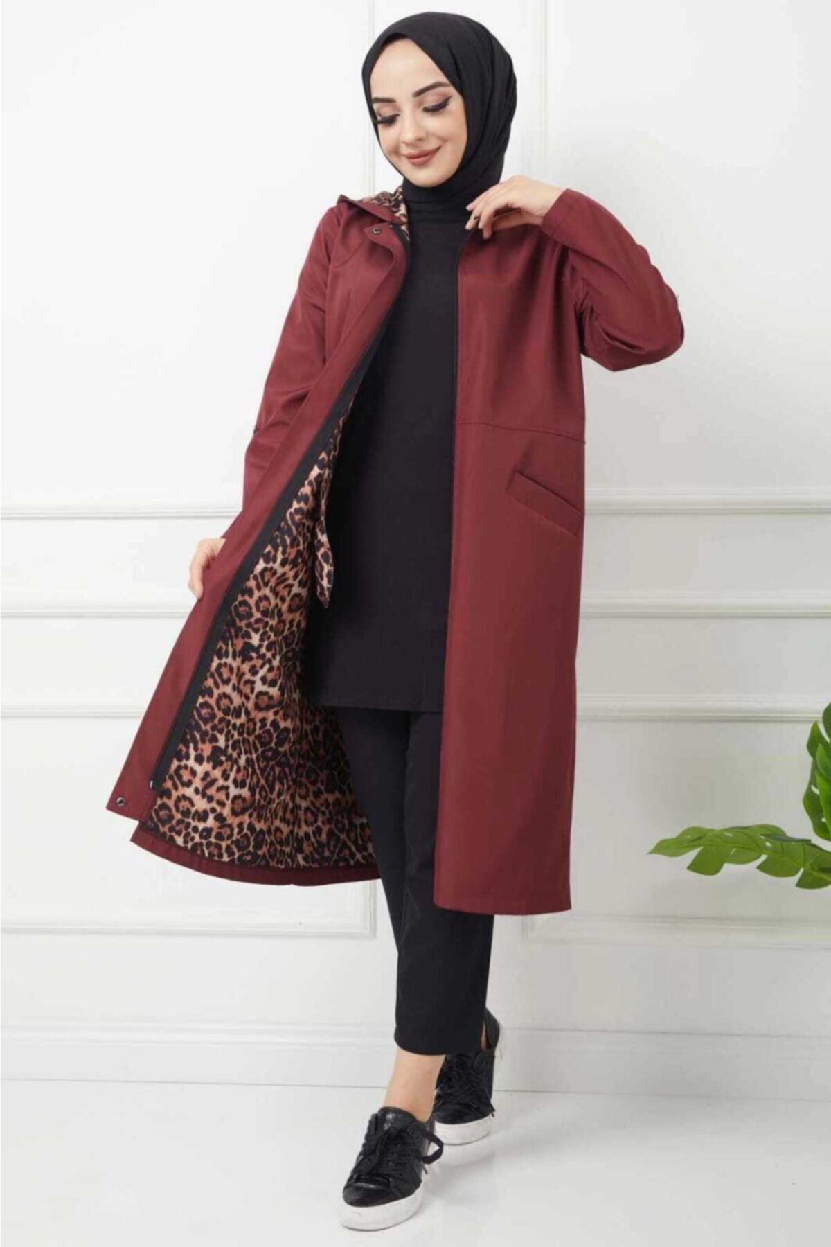 Sultan Yaprak Kadın Leopar Desenli Trenckot Bordo