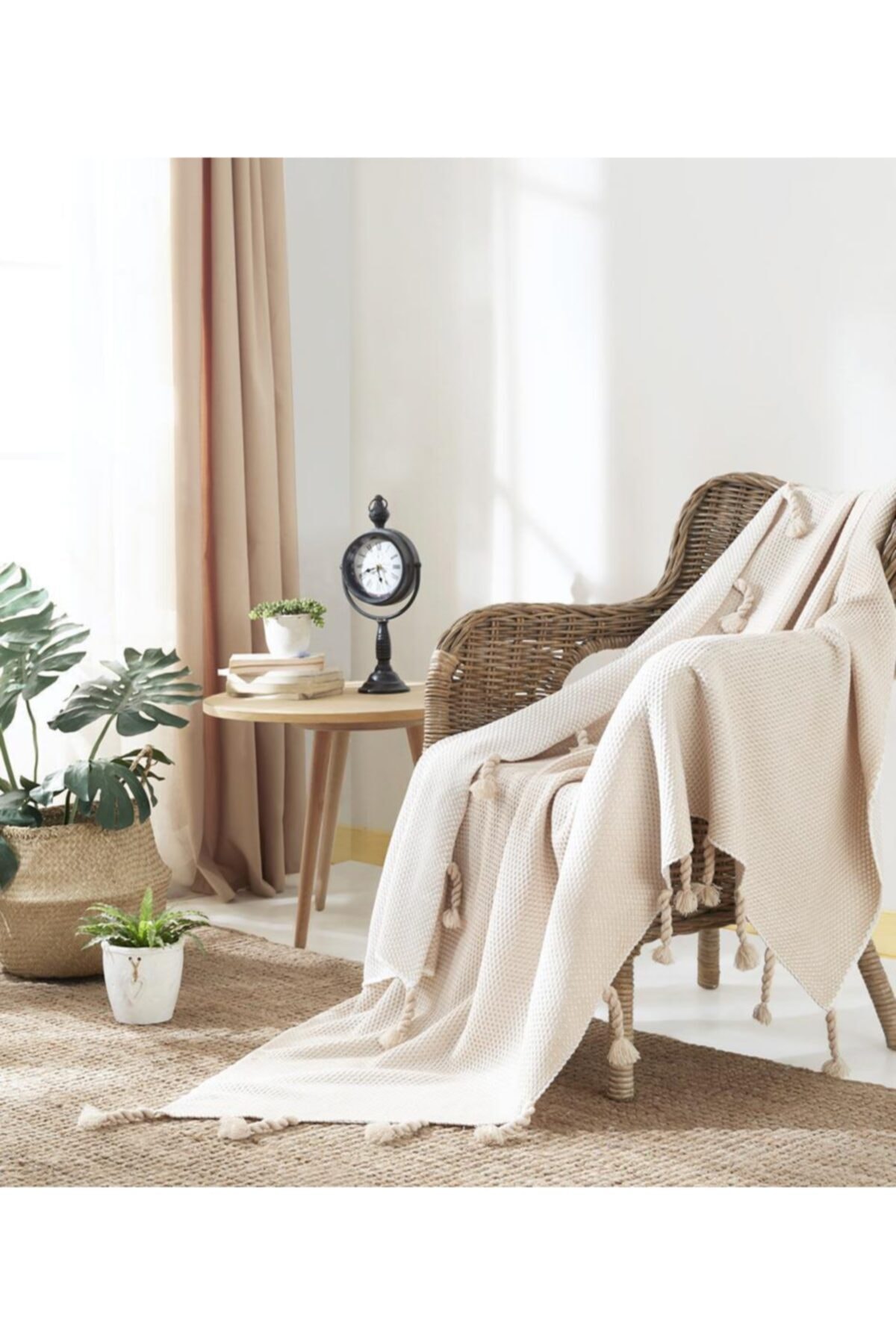 Via Bianco Cıelo Krem Püsküllü Örgü Battaniye