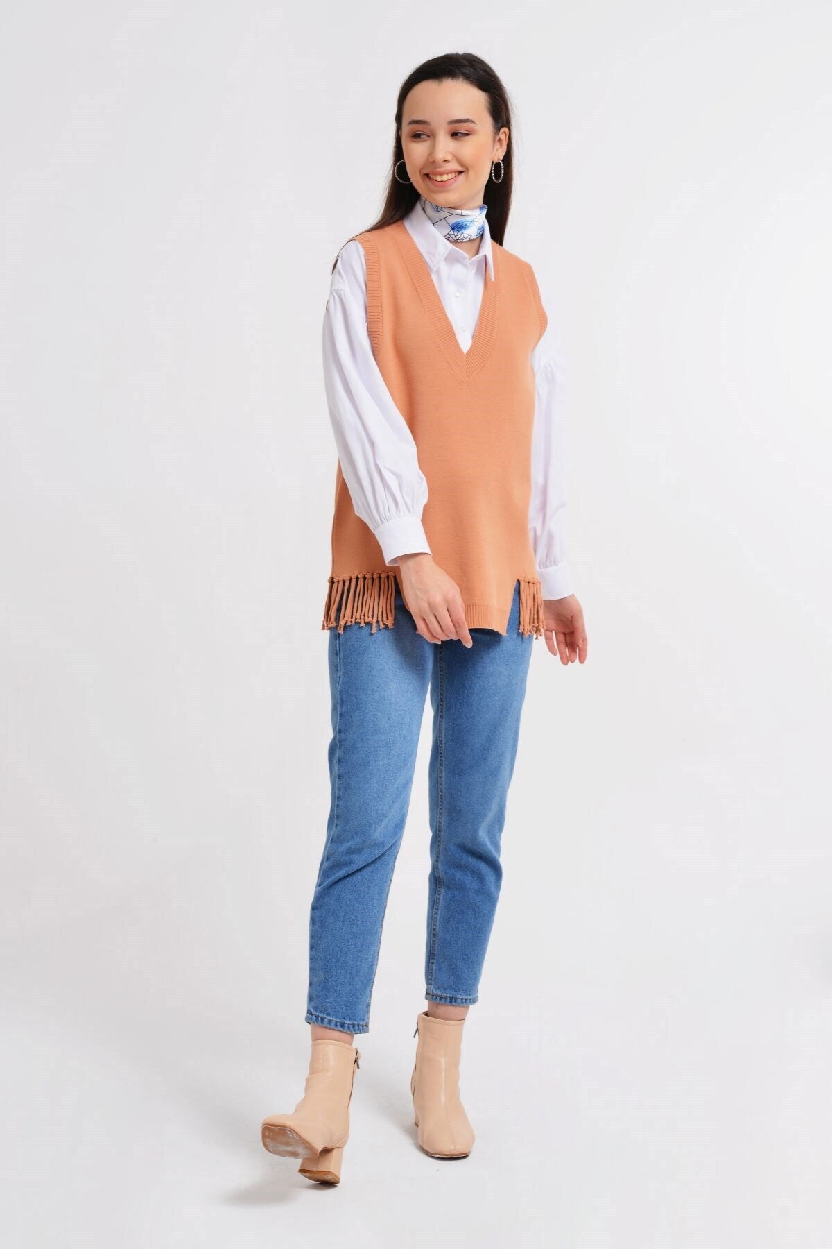 Nefise Triko Etekleri Püsküllü Süveter-lila