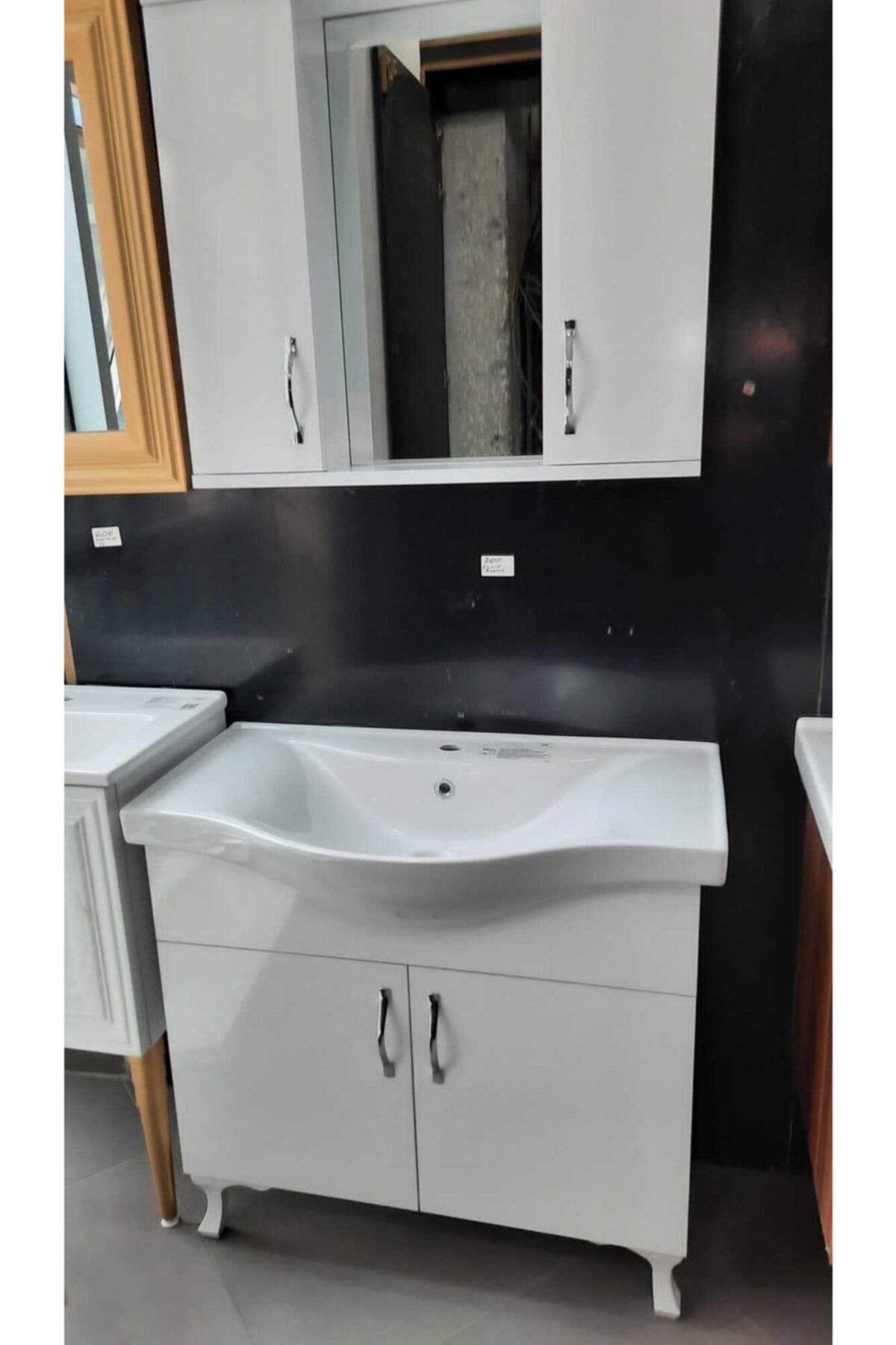 ELİBOL MOBİLYA Beyaz Banyo Dolabı