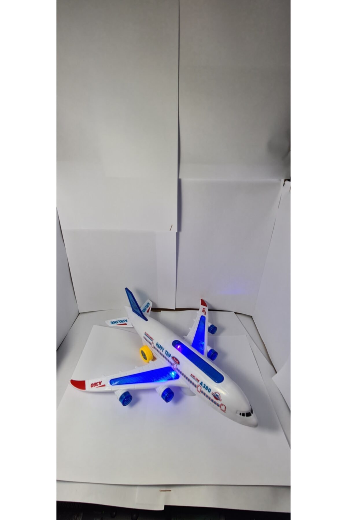 Flash Işıklı Sesli Uçak