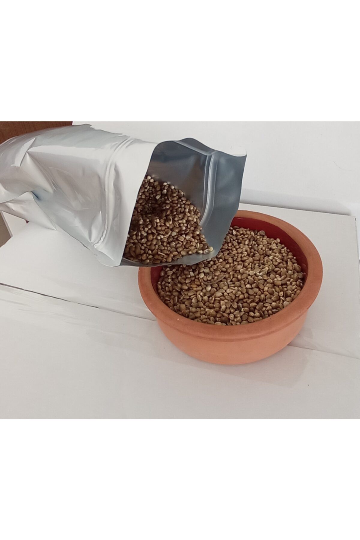 Golden Pet Kuşlar Için Kenevir Tohumu Yemi 900 gr