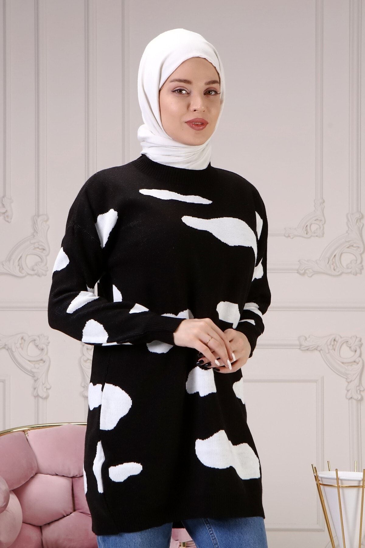 ilmek Kadın Siyah Kolu Büzgülü Bulut Desenli Triko Kazak