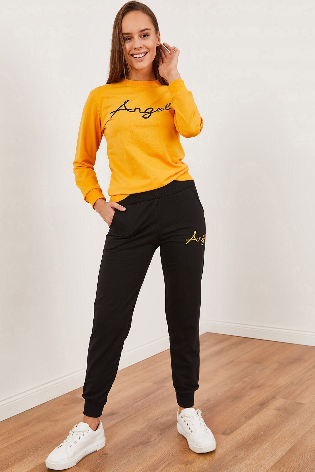 Hadise Angel Baskılı Eşofman Takımı Hardal