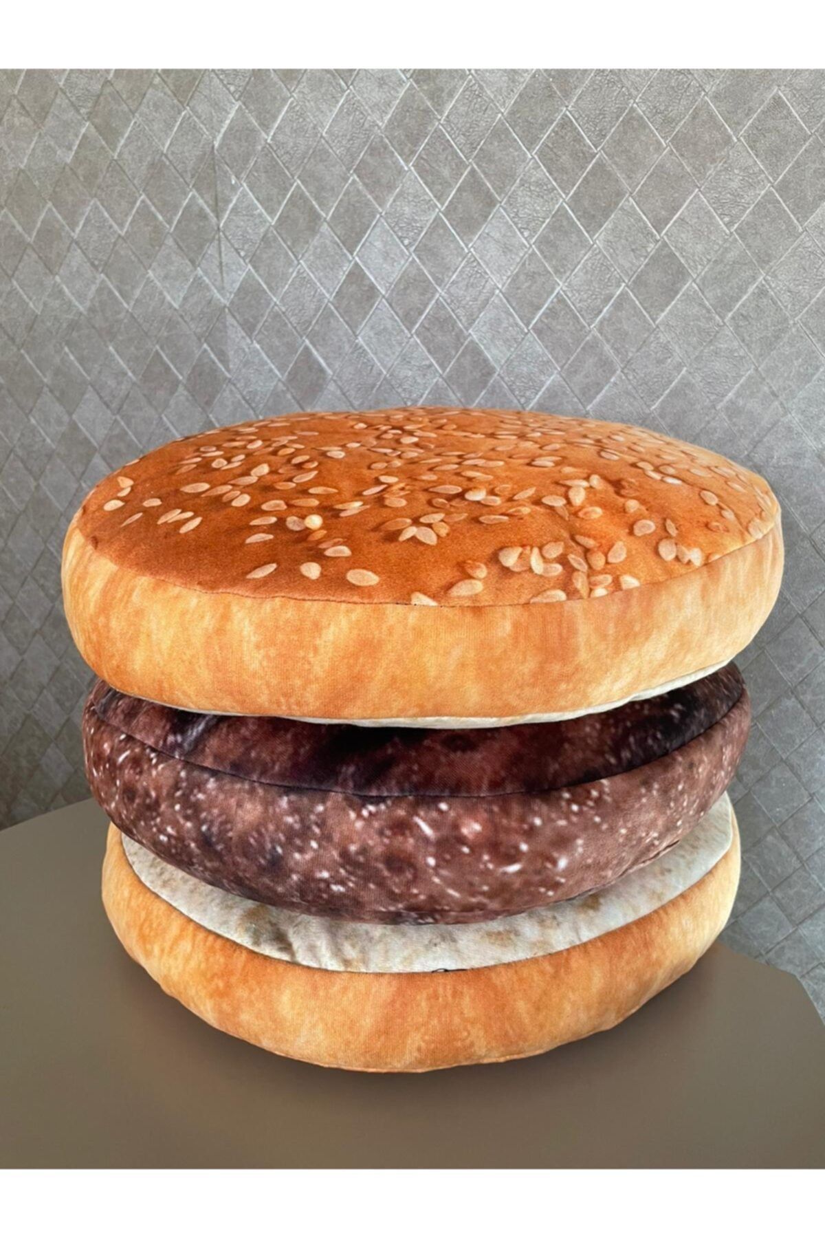 G&C.co Hamburger Desenli Pofuduk Minder Kırlent