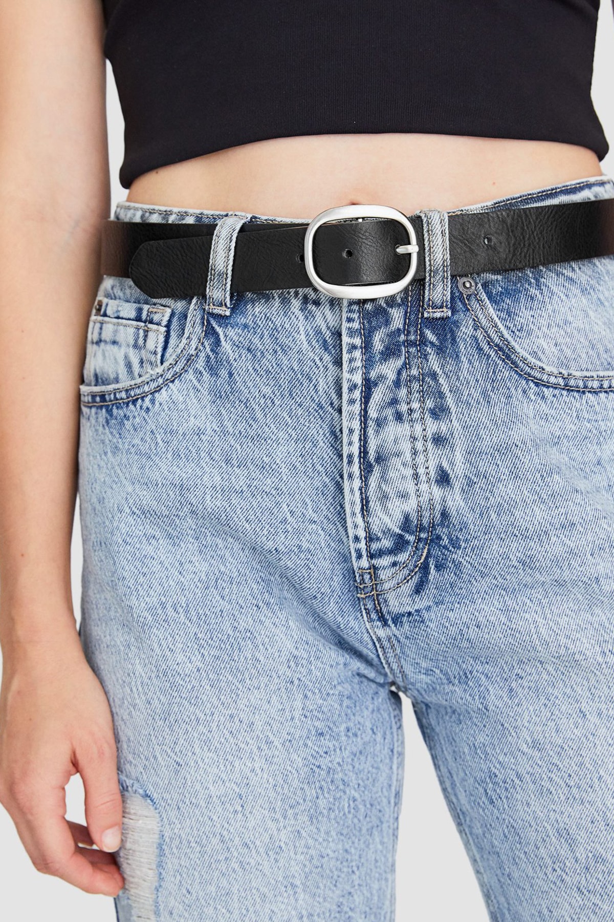 Stradivarius Kadın Siyah Oval Tokalı Kemer 03361002