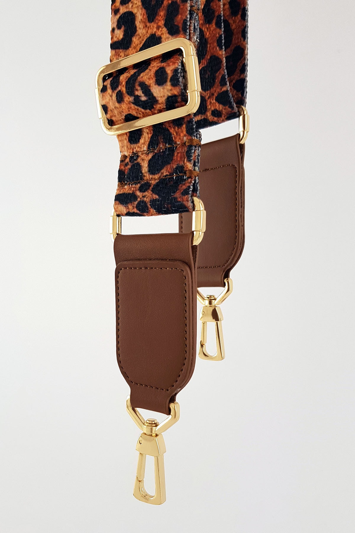FAEN Tarçın Leopar Desenli Fındık Deri Kare Uç Çanta Askısı Gold Metal