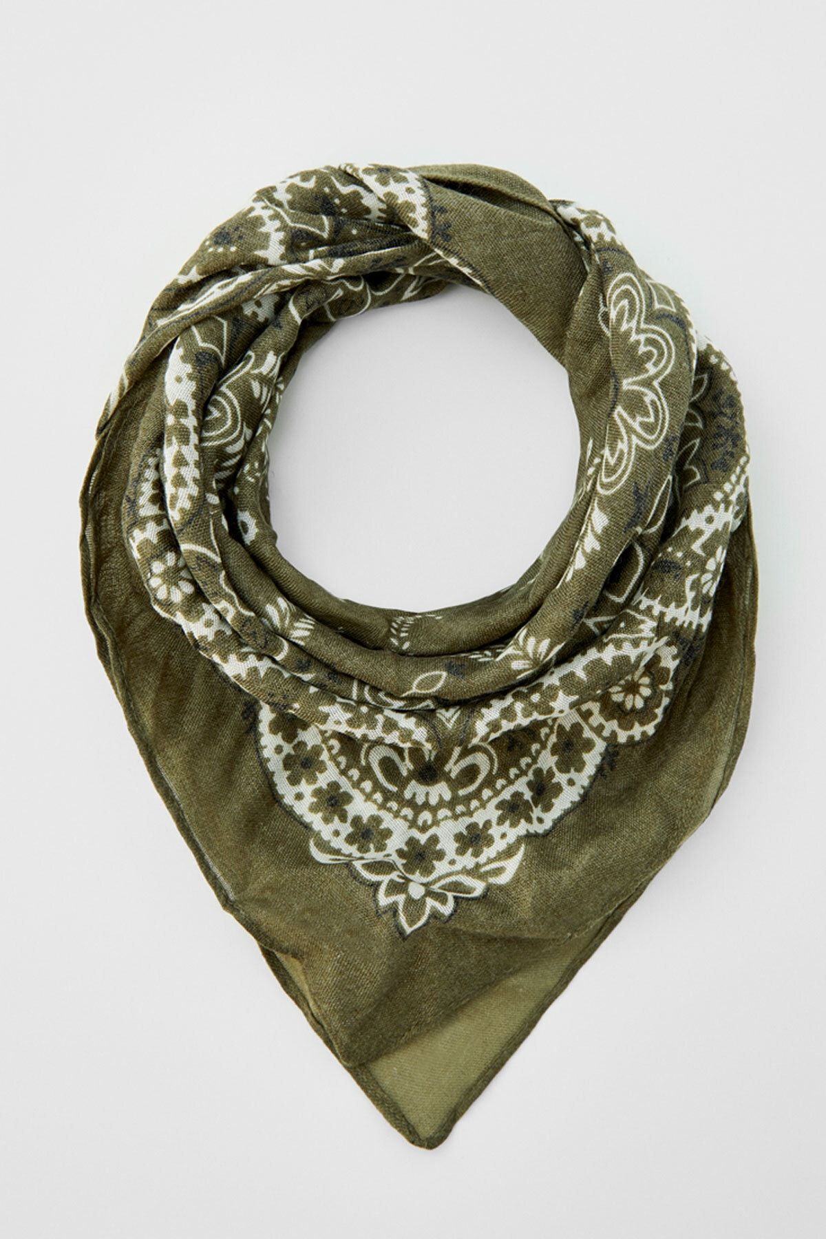 Pull Bear Kadin Yesil Farkli Renkleri Mevcut Basic Bandana 09841339 Trendyol