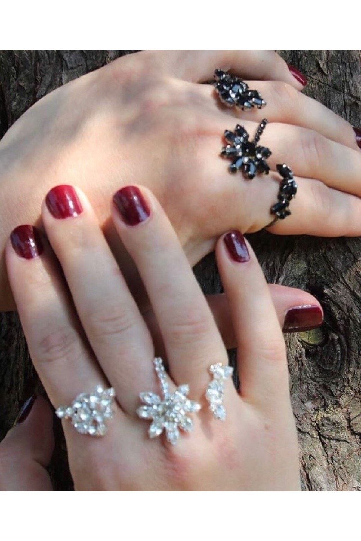 Pupa Bijoux Çiçek Motifli El Aksesuarı,gümüş