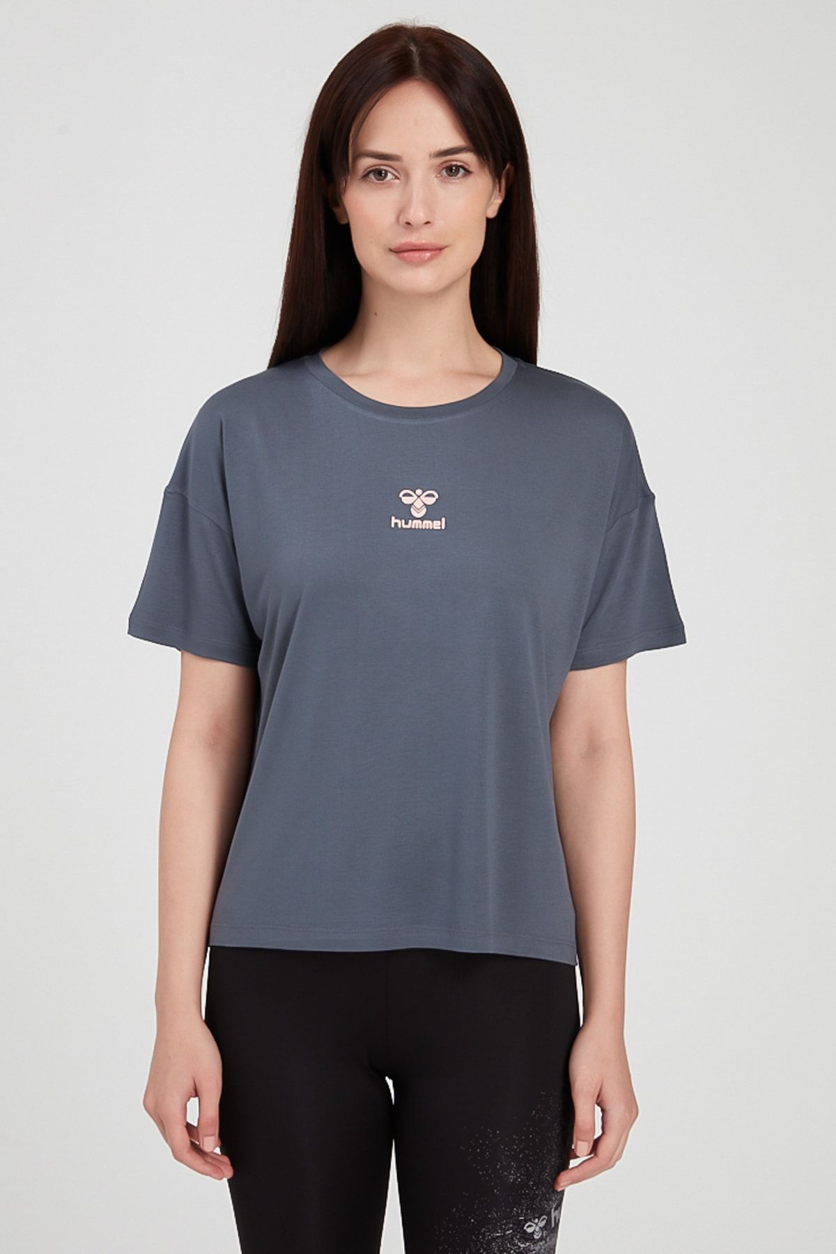 HUMMEL M910961-8241-8241  Hmlbrıtanı T-Shırt S-S Tee Kadın T-Shirt Gri