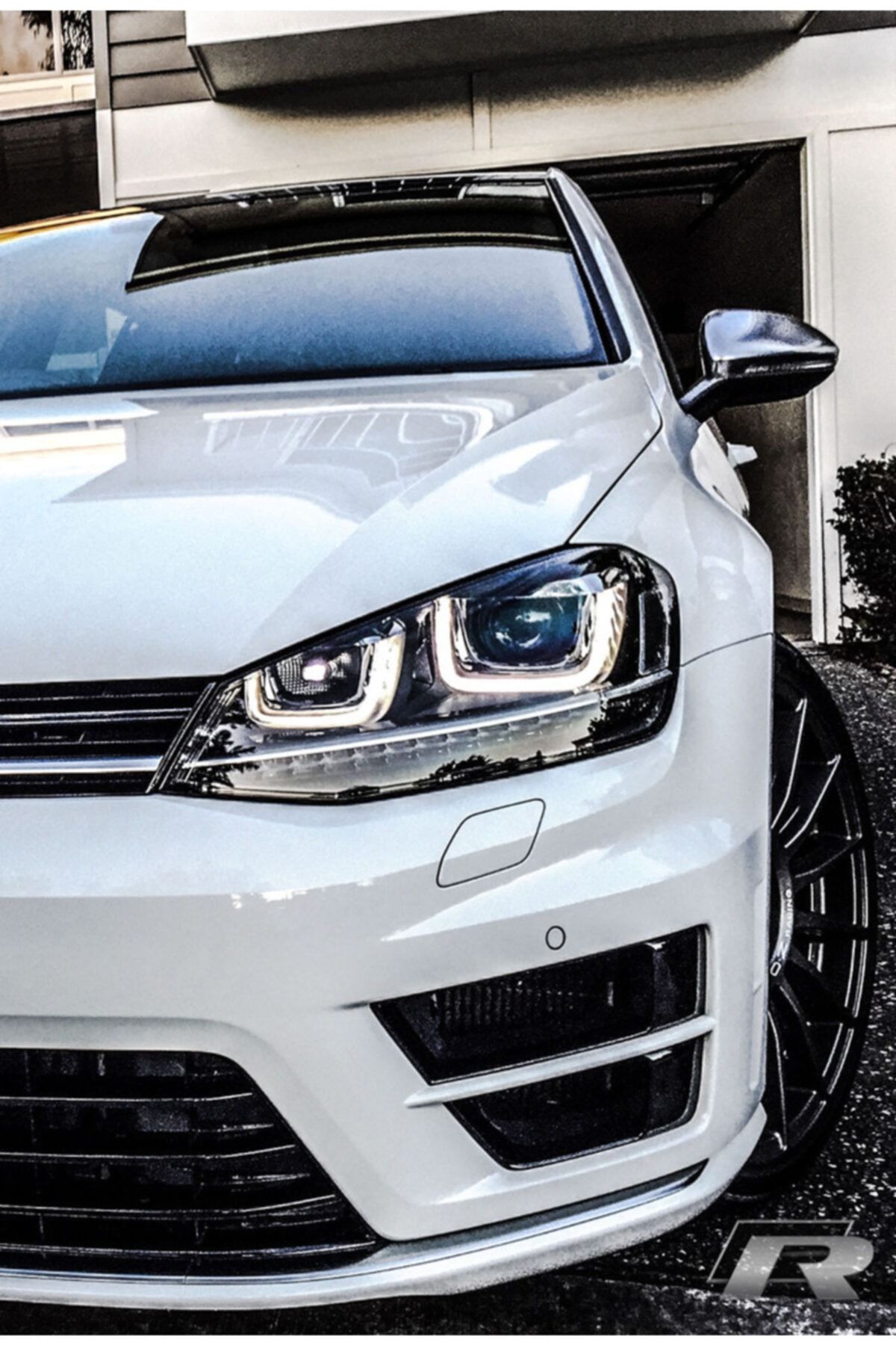 APEXİ 2015 Volkswagen Golf 7 Kayar Sinyal Çift U Led Far Takımı