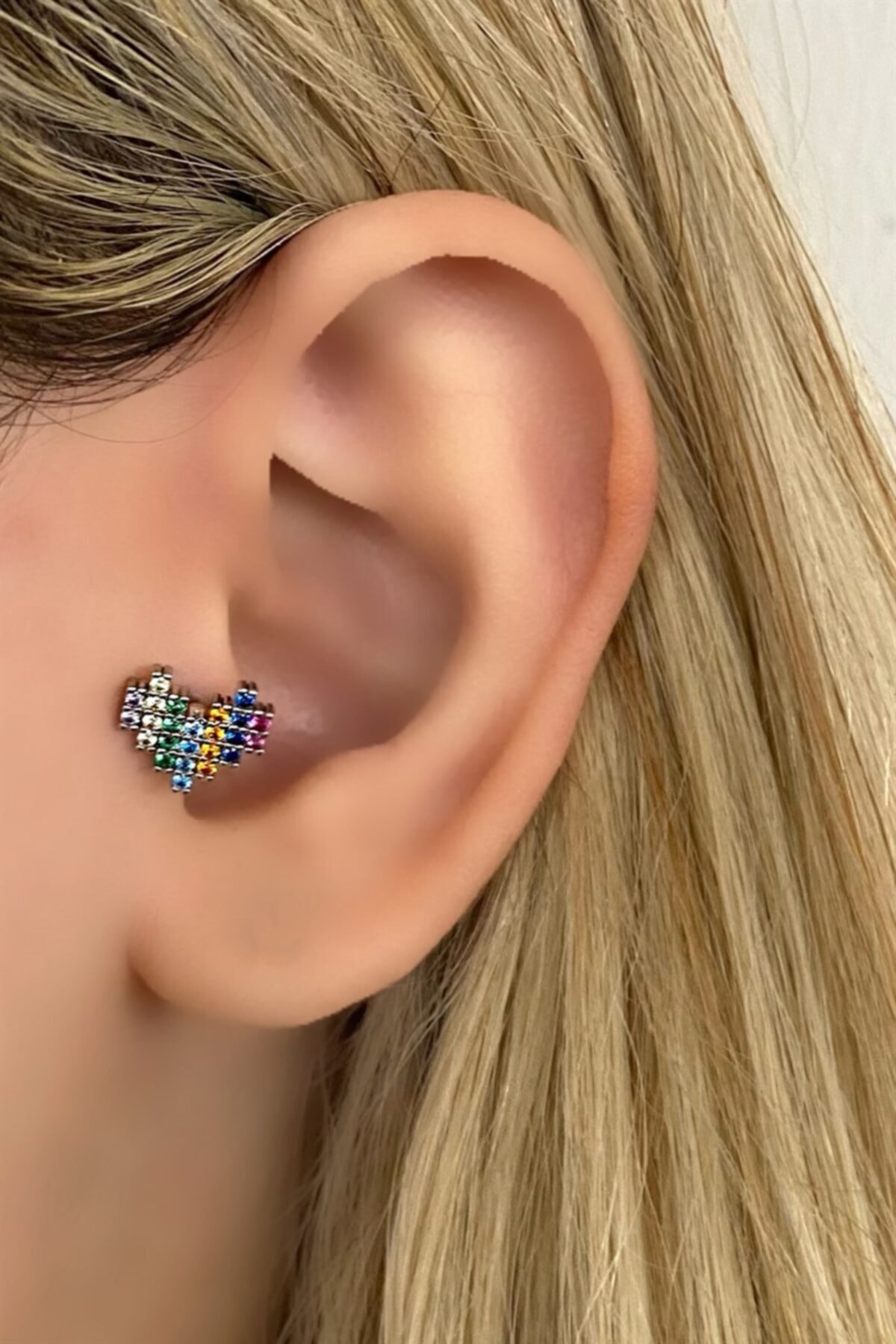 TAKIŞTIR Cerrahi Paslanmaz Çelik Gümüş Renk Kalp Figürlü Taşlı Tragus-helix Kulak Piercing