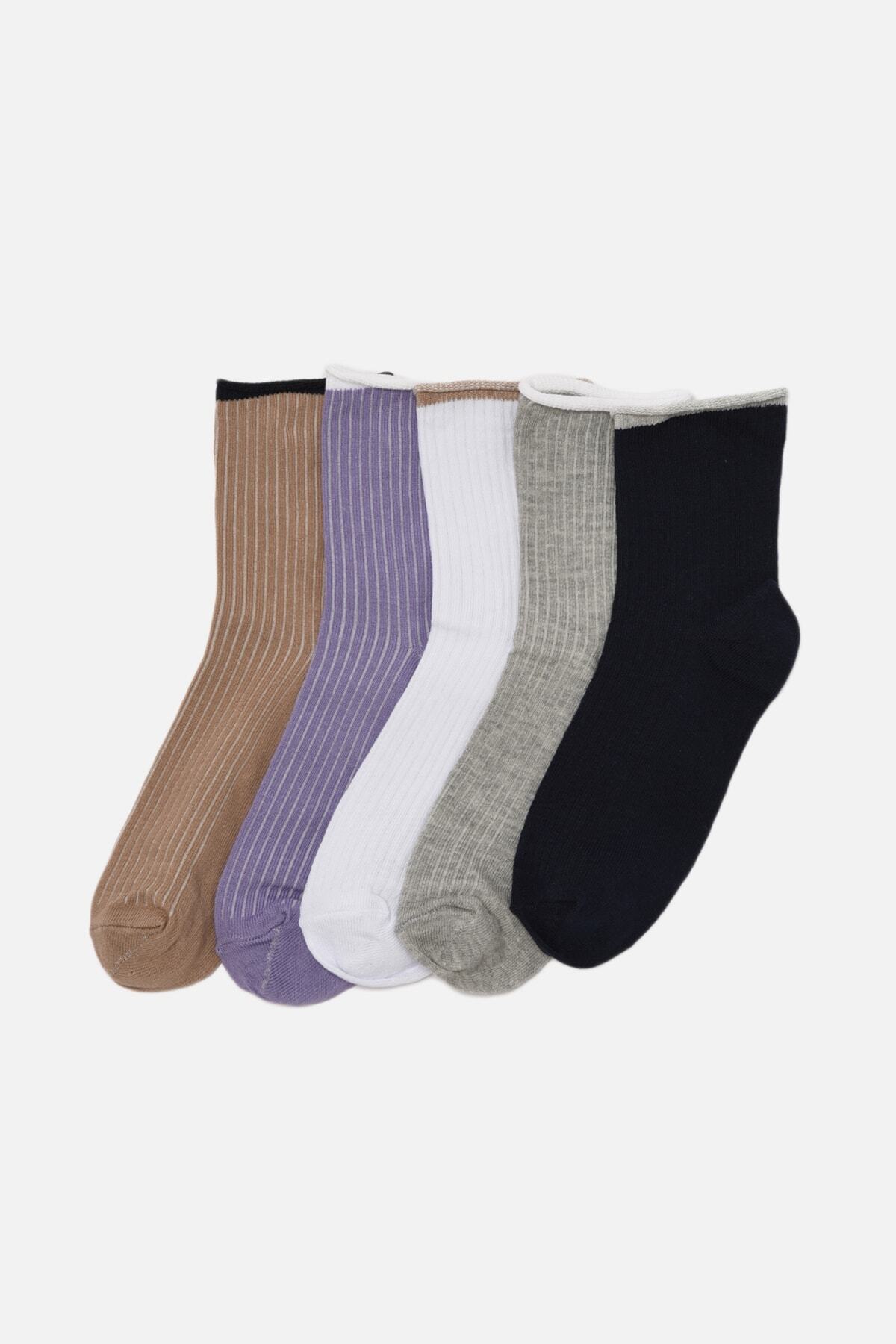 TRENDYOLMİLLA Çok Renkli Baskı Detay Çorap THMAW22CO0056