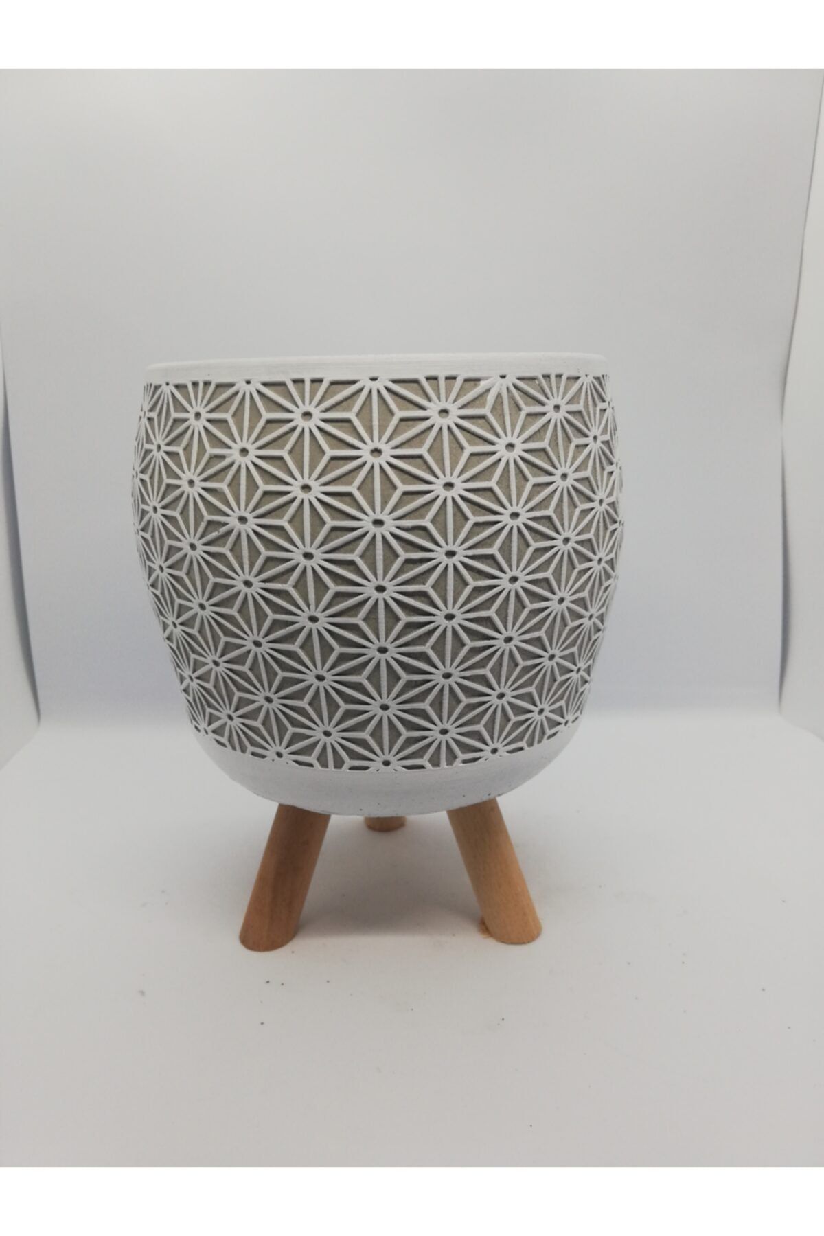 MU&ZE HOME Ahşap Ayaklı Beton Arajmanlık Saksı