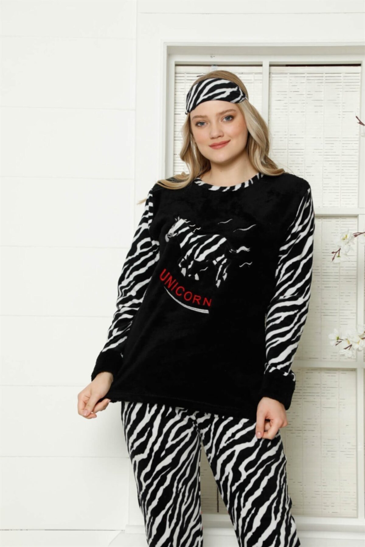 Moda Çizgi Welsoft Polar Kadın Manşetli Pijama Takımı 8414