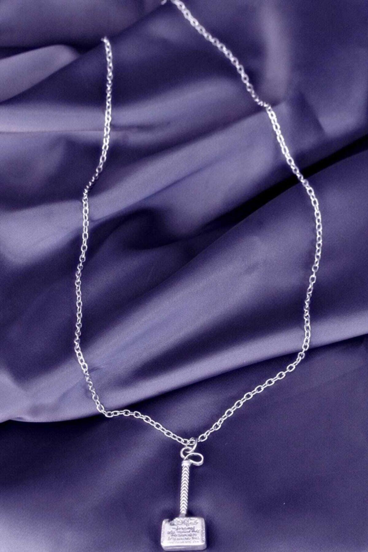 Abyss Store Gümüş Renk Metal Zincirli Erkek Kolye