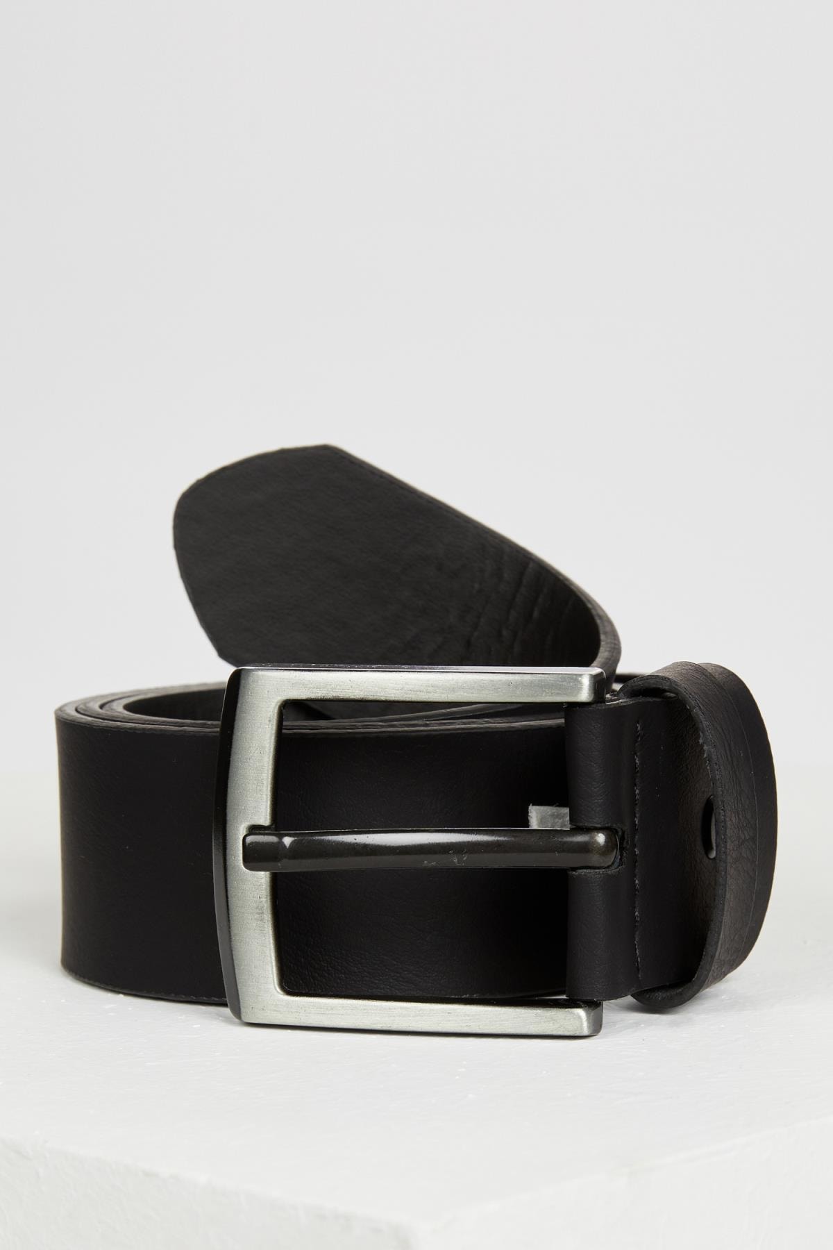 DeFacto Erkek Dikdörtgen Tokalı Suni Deri Jean Kemeri