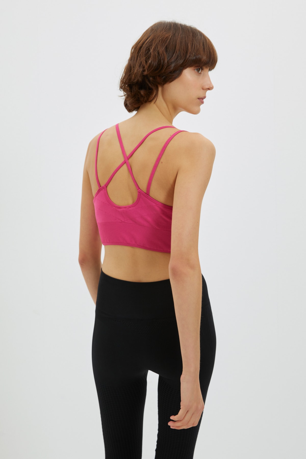 TRENDYOLMİLLA Fuşya Seamless Spor Sütyeni TWOAW22SS0025