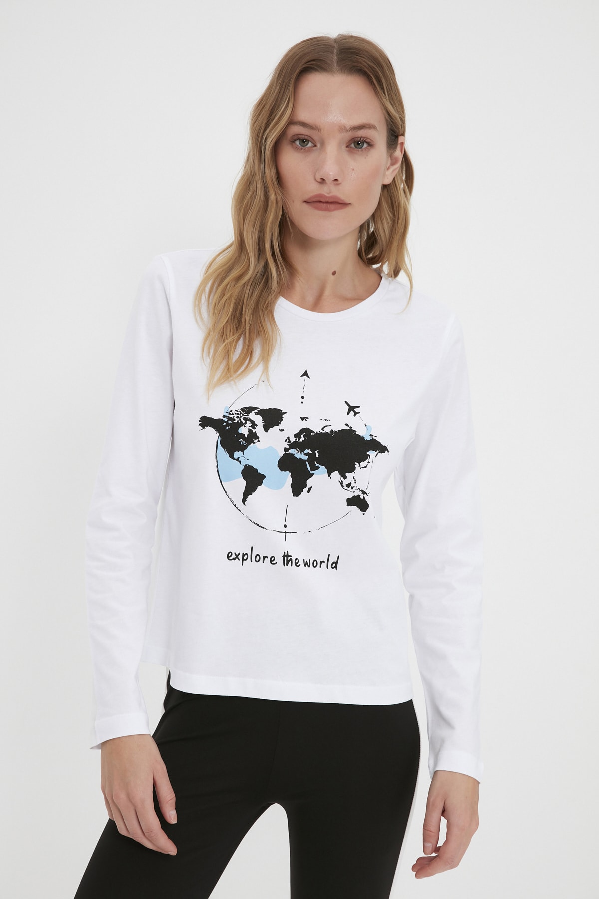 TRENDYOLMİLLA Beyaz %100 Organik Pamuk Basic Baskılı Örme T-Shirt TWOAW22TS0078