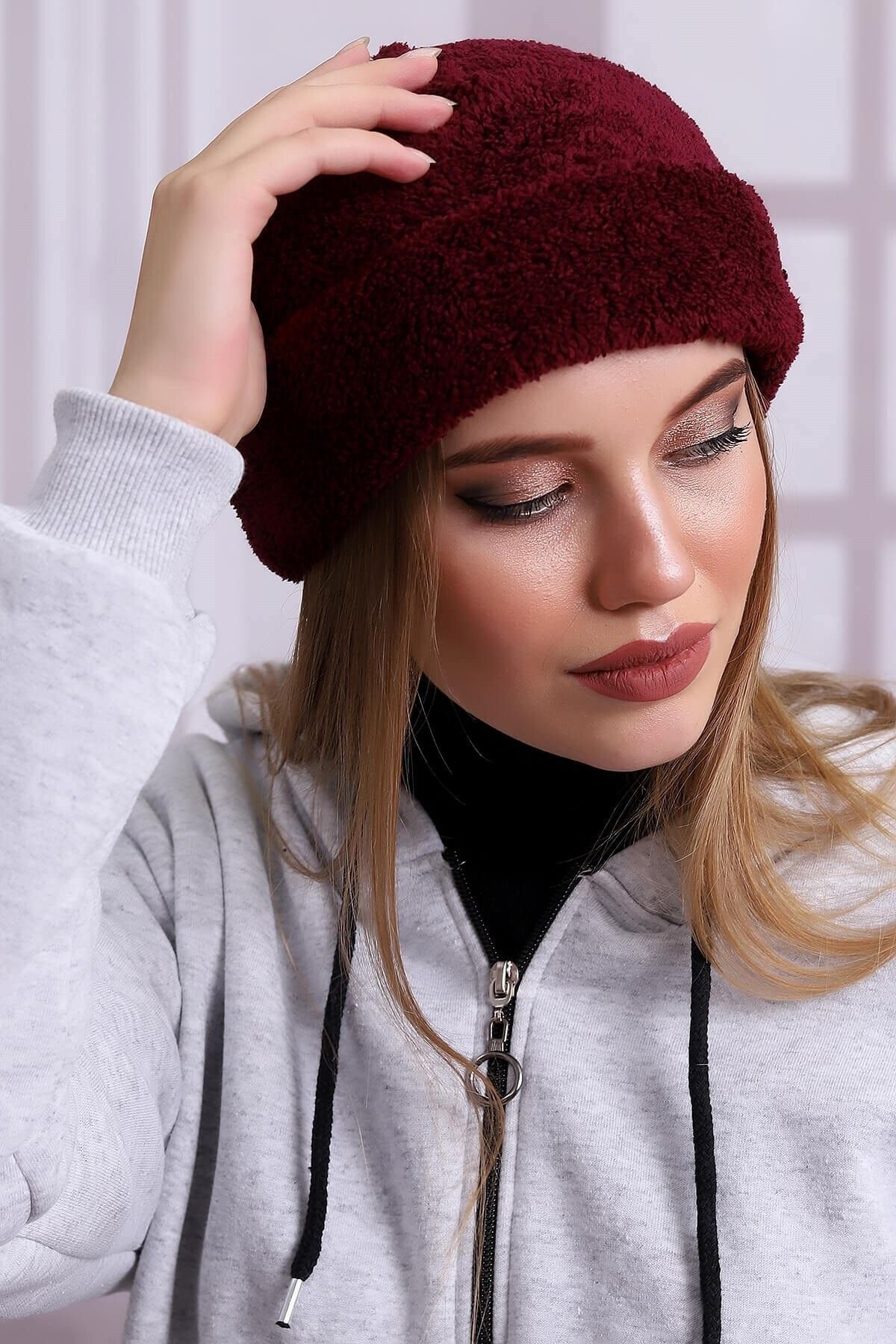 Deafox Bordo Peluş Polar Kadın Bere