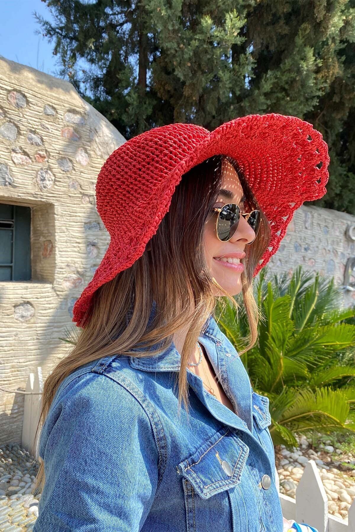 PARLARMOİSE Red Love Hat