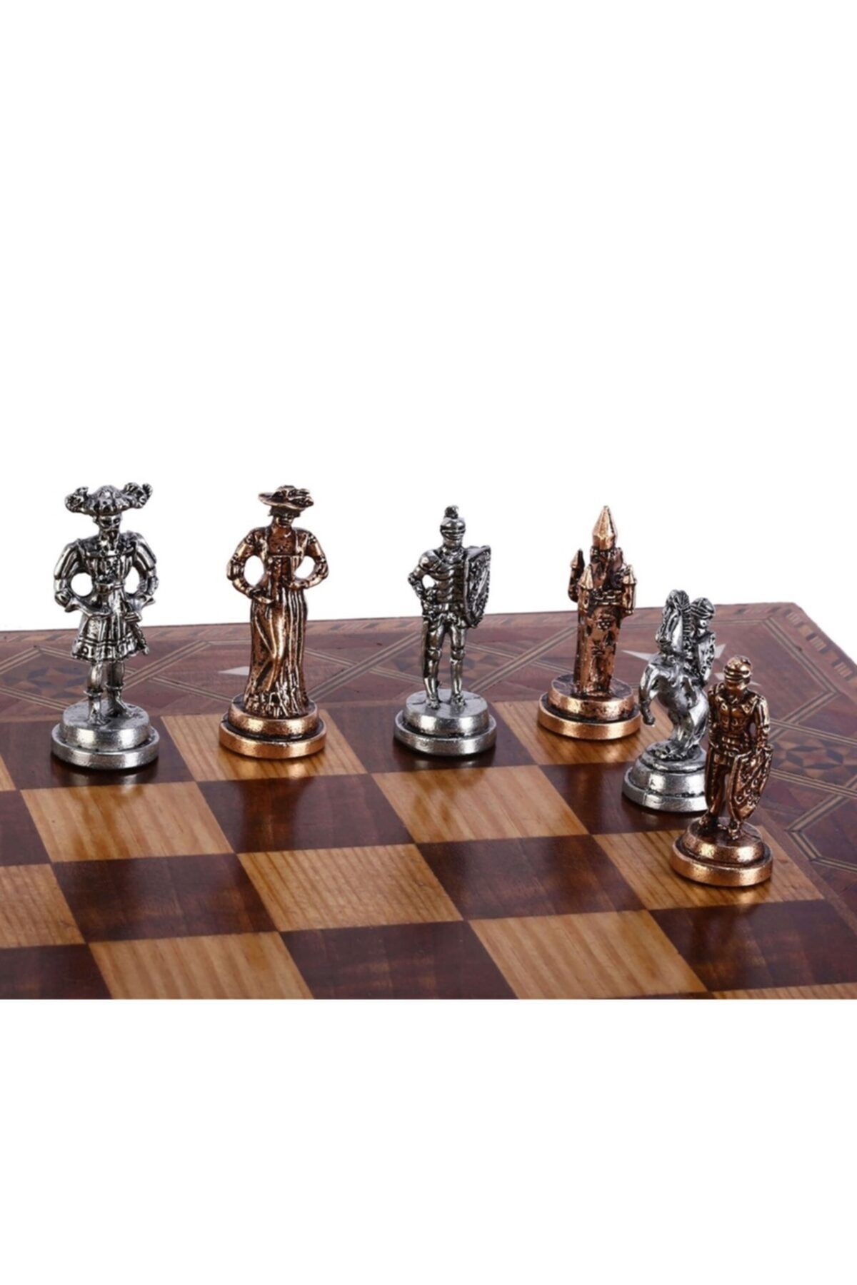 Ucuz Geldi Metal Satranç Taşı Antik Ispanyol Figürlü Bronz Ve Gümüş Renk Orta Boy No:4 ( Sadece Satranç Taşı )