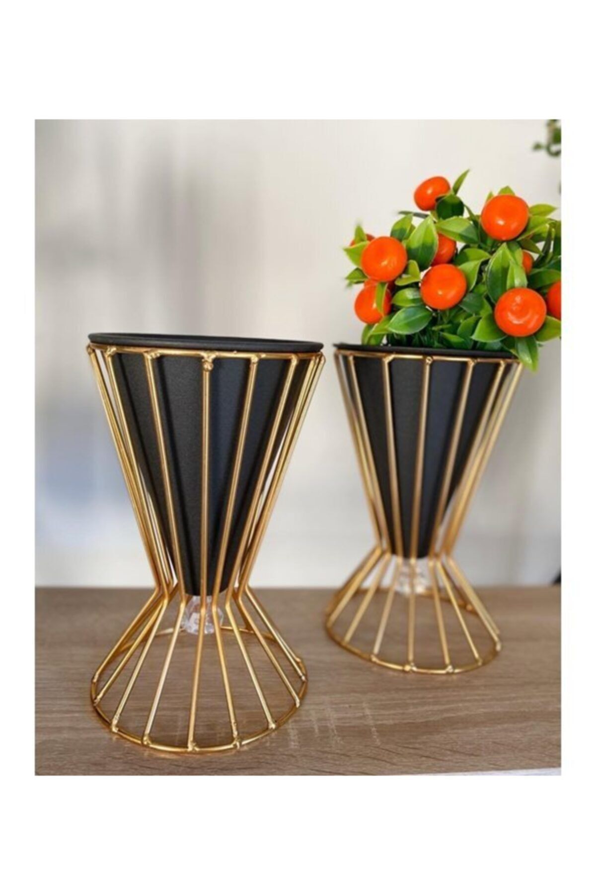 Burada Bitmez Metal Ayaklı Saksı Mini Çiçeklik Dekoratif Küçük Boy Gold Siyah 2'li Takım