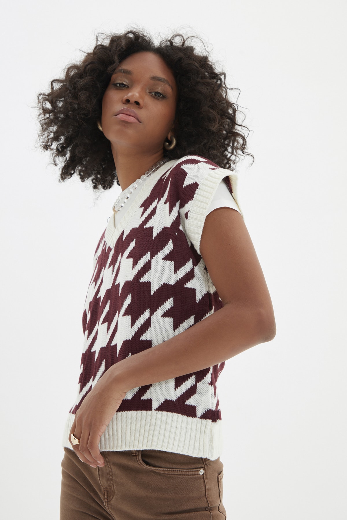 TRENDYOLMİLLA Mürdüm Jakarlı Triko Süveter TWOAW22SV0111