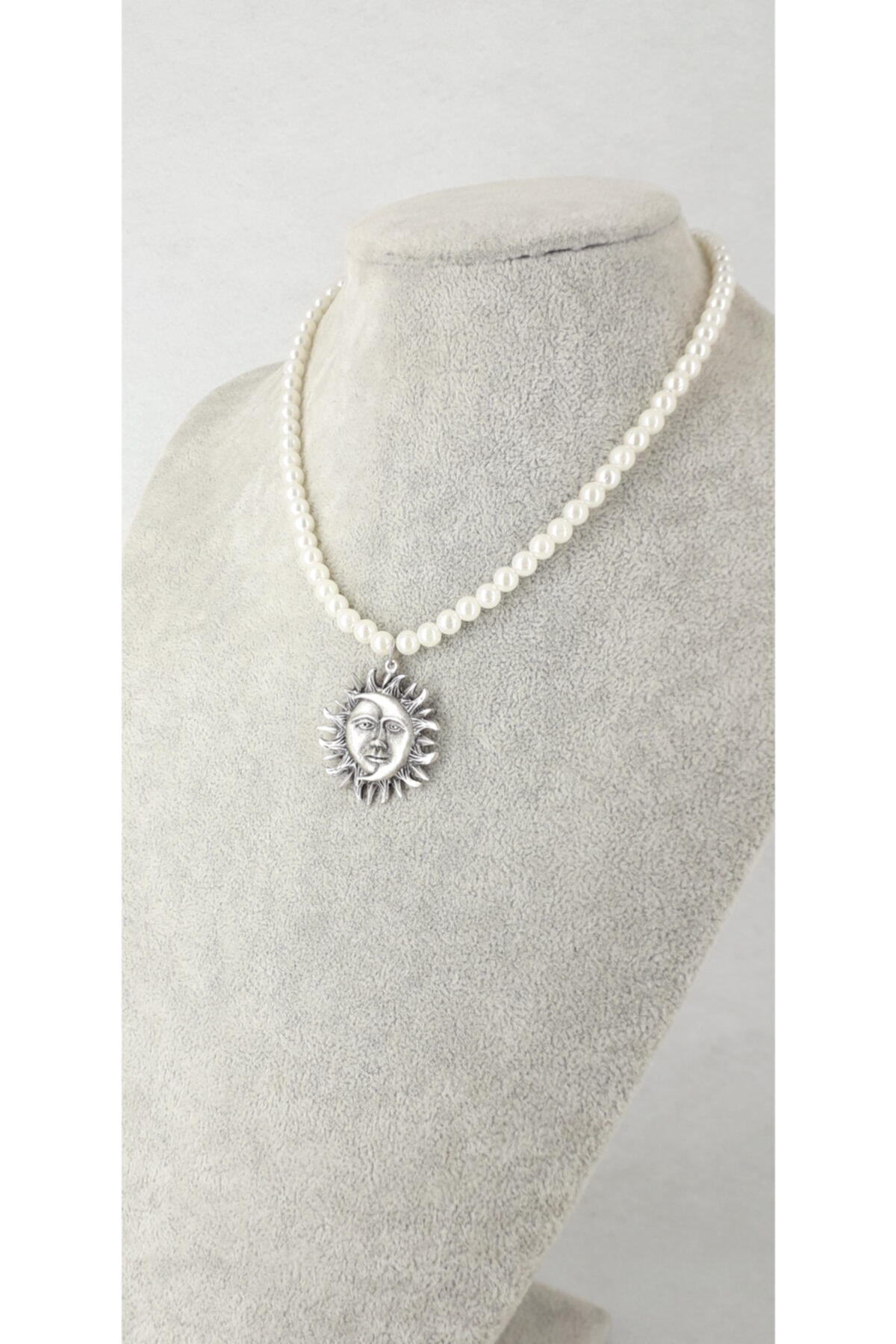 Fugusugu Ay-güneş Objeli Inci Choker