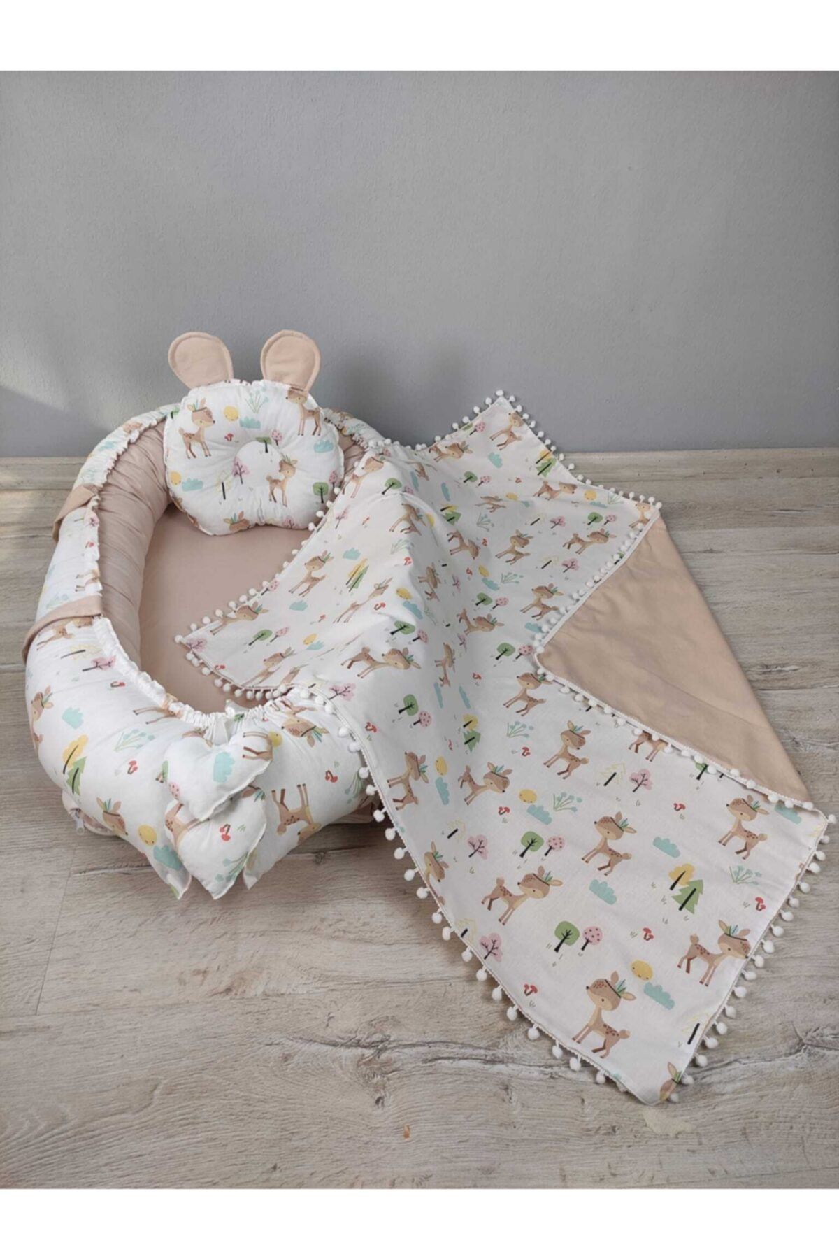 BABYNEST SEPETi Tatlı Karaca Ve Bej Kombin Orijinal Babynest Ve Ponponlu Pike