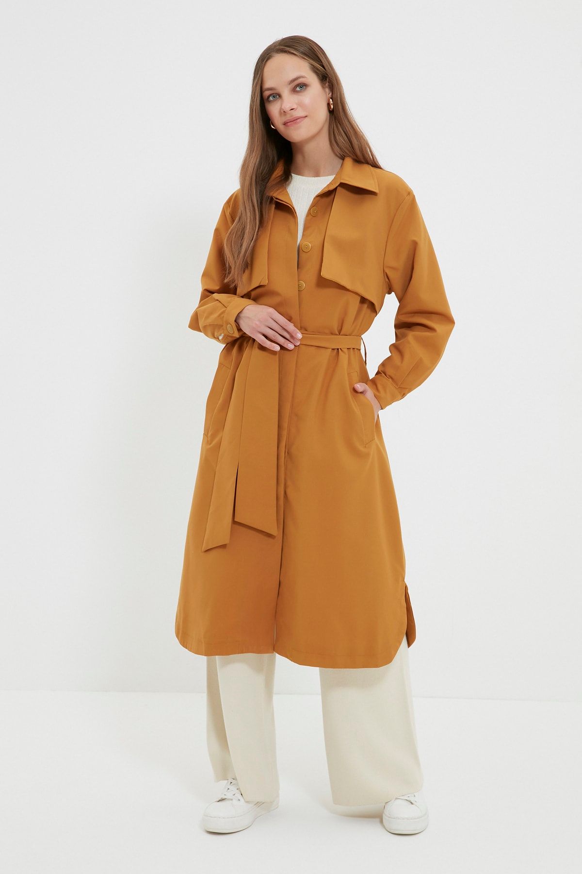 Trendyol Modest Camel Gömlek Yaka Kuşaklı Astarlı Trençkot TCTAW22TR0005