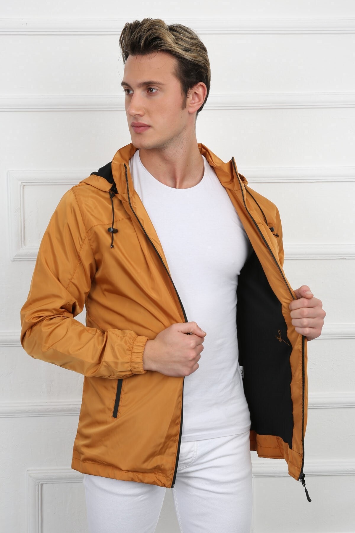 Ette Kapüşonlu Suya Ve Rüzgara Dayanıklı Hardal Yağmurluk Mont 2023