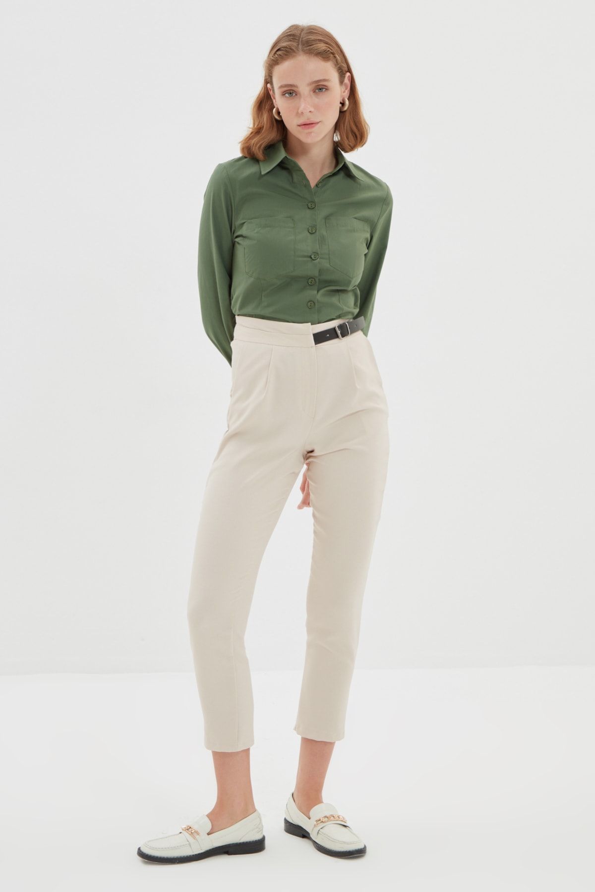 TRENDYOLMİLLA Bej Kemerli Pantolon TWOAW22PL0447