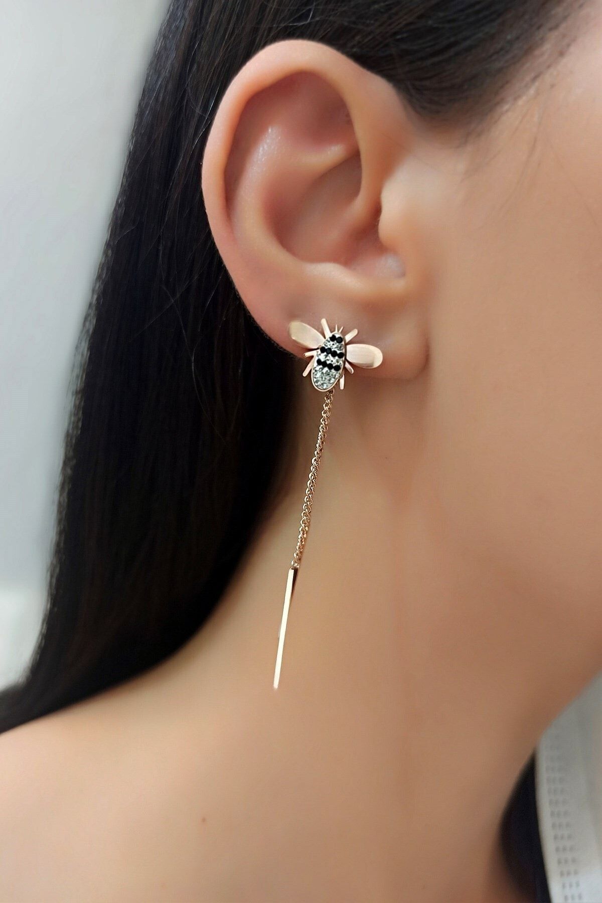 Çlk Accessories Çelik Taşlı Arı Figür Sallantı Küpe Trküpe34127 B34003