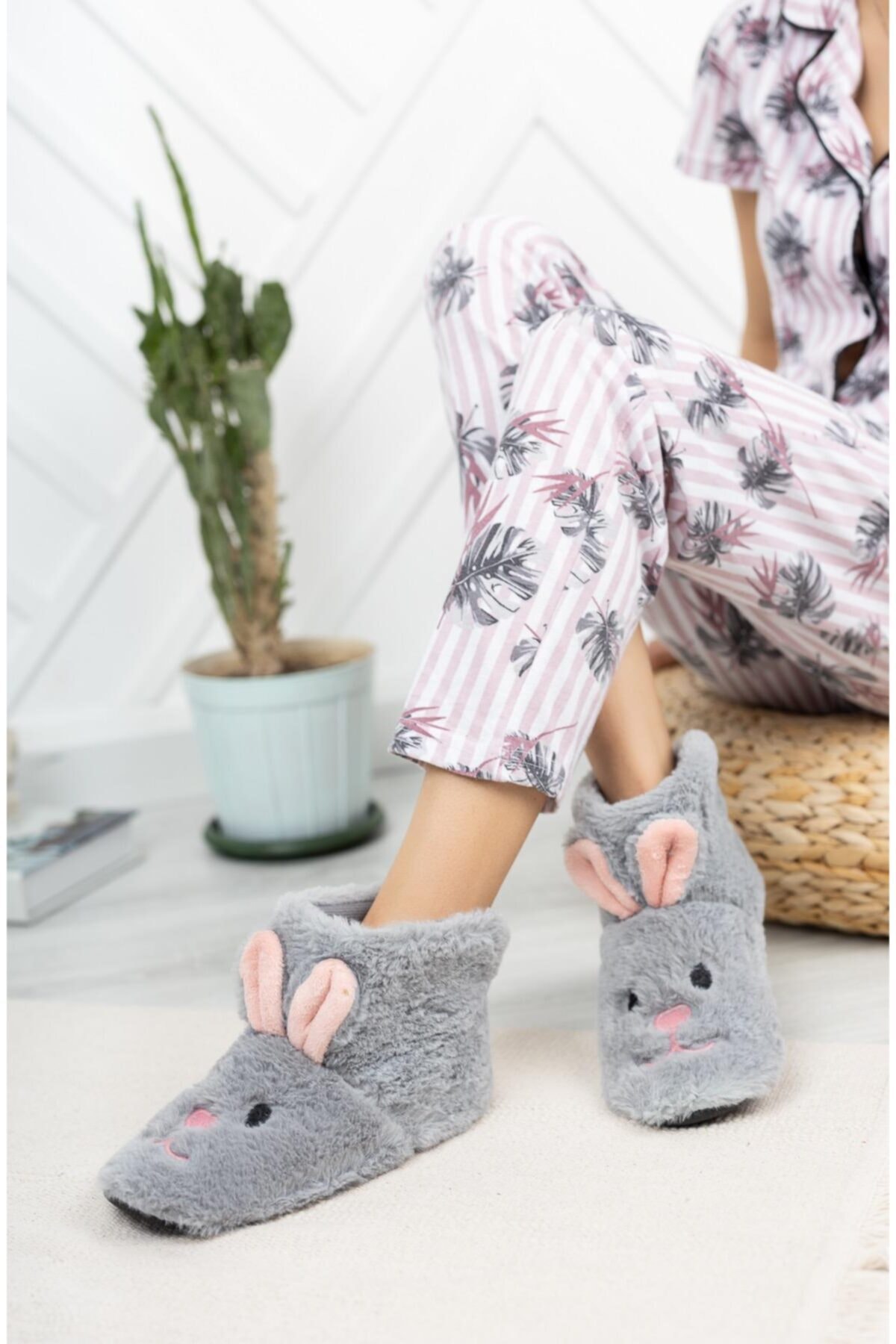 Moda Frato Rabbıtss Kadın Panduf Ev Ayakkabısı Ev Botu