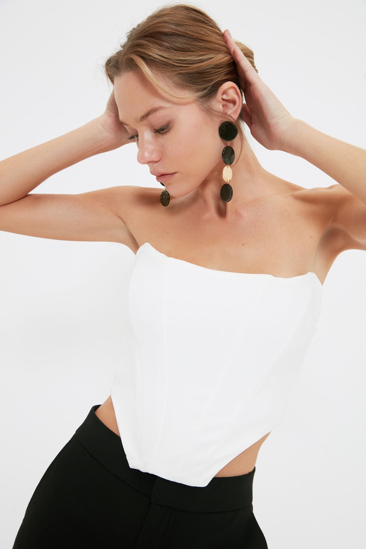 TRENDYOLMİLLA Beyaz Straplez Büstiyer TPRSS21BS0032