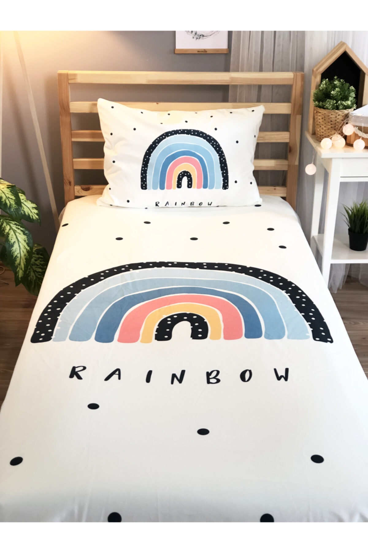 Evmila Renkli Gökkuşağı Dekorafit Örtü 176