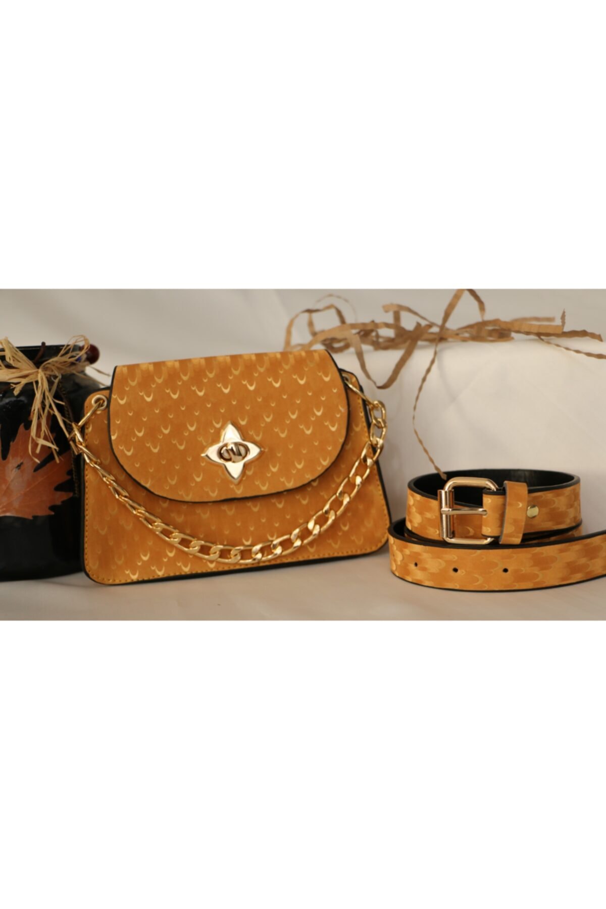 modakervanı Kadın Kemerli Ve Zincirli Bel Çantası