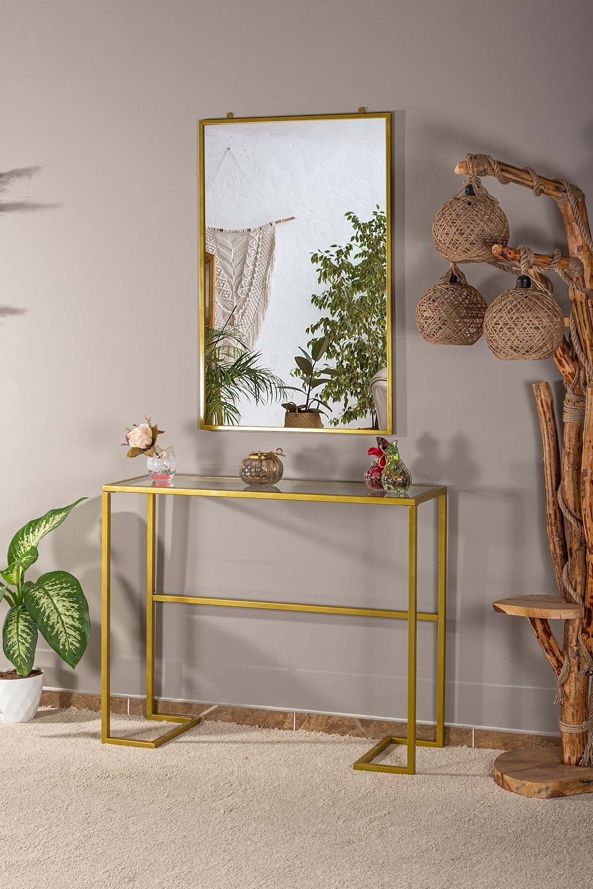 tino furniture Greenwich Aynalı Gold Metal Cam Raflı Dresuar Konsol