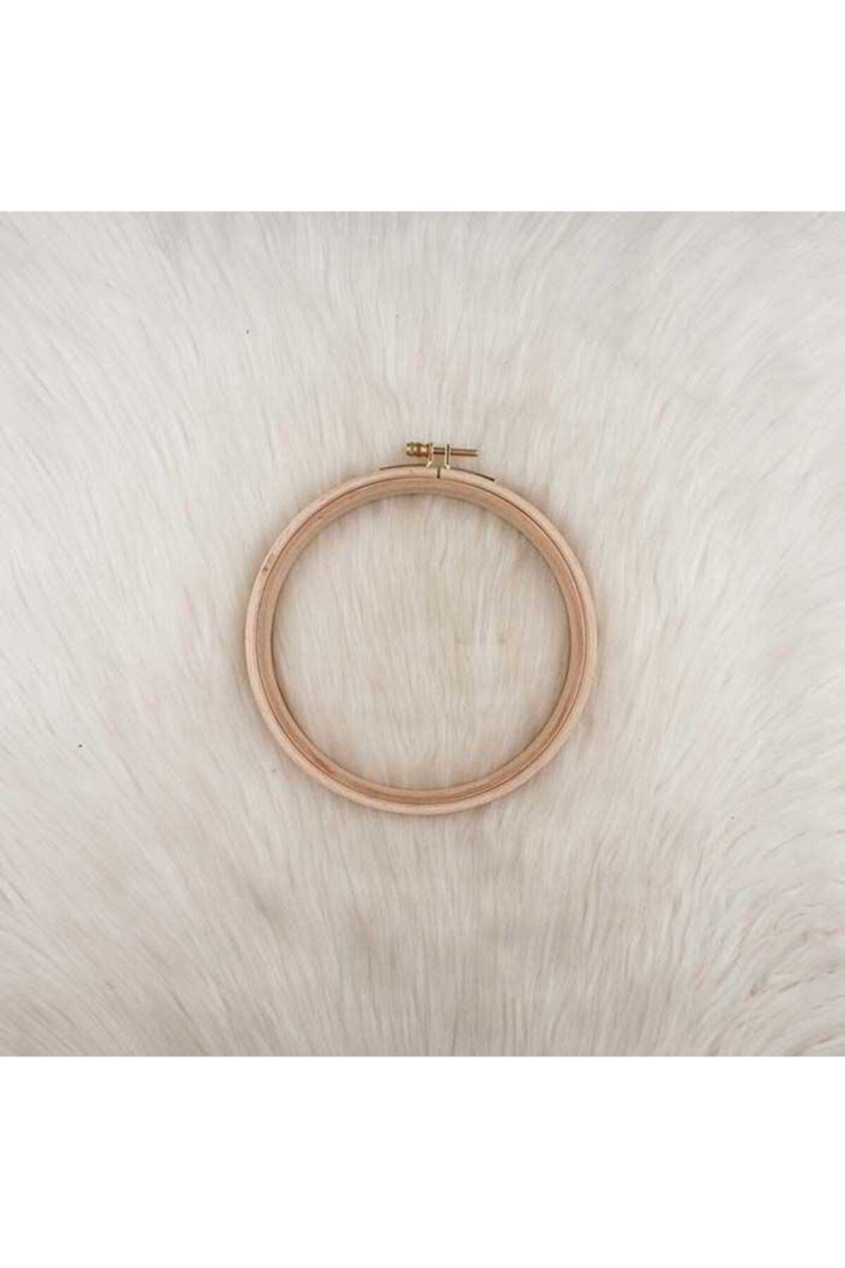 Şirin Kasnak Şirin Vidalı Ahşap Nakış Kasnağı 17 Mm.no:3 Çap:16,5 Cm