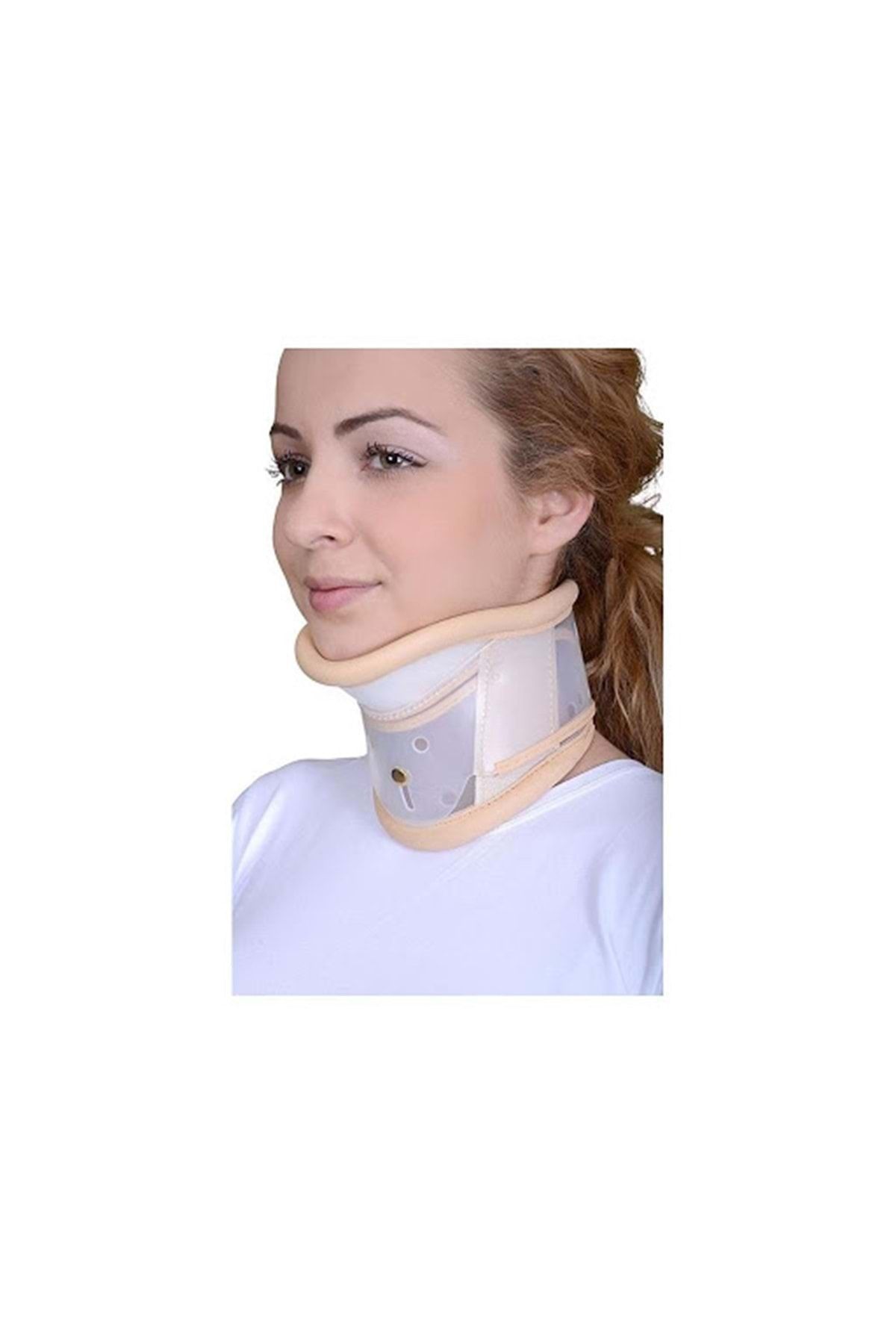 Case Ayarlanabilir Servical Boyunluk No:2 (36-38 Cm)