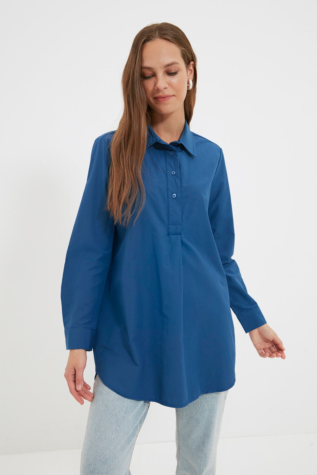 Trendyol Modest Indigo Gömlek Yaka Tunik TCTAW22UK0122