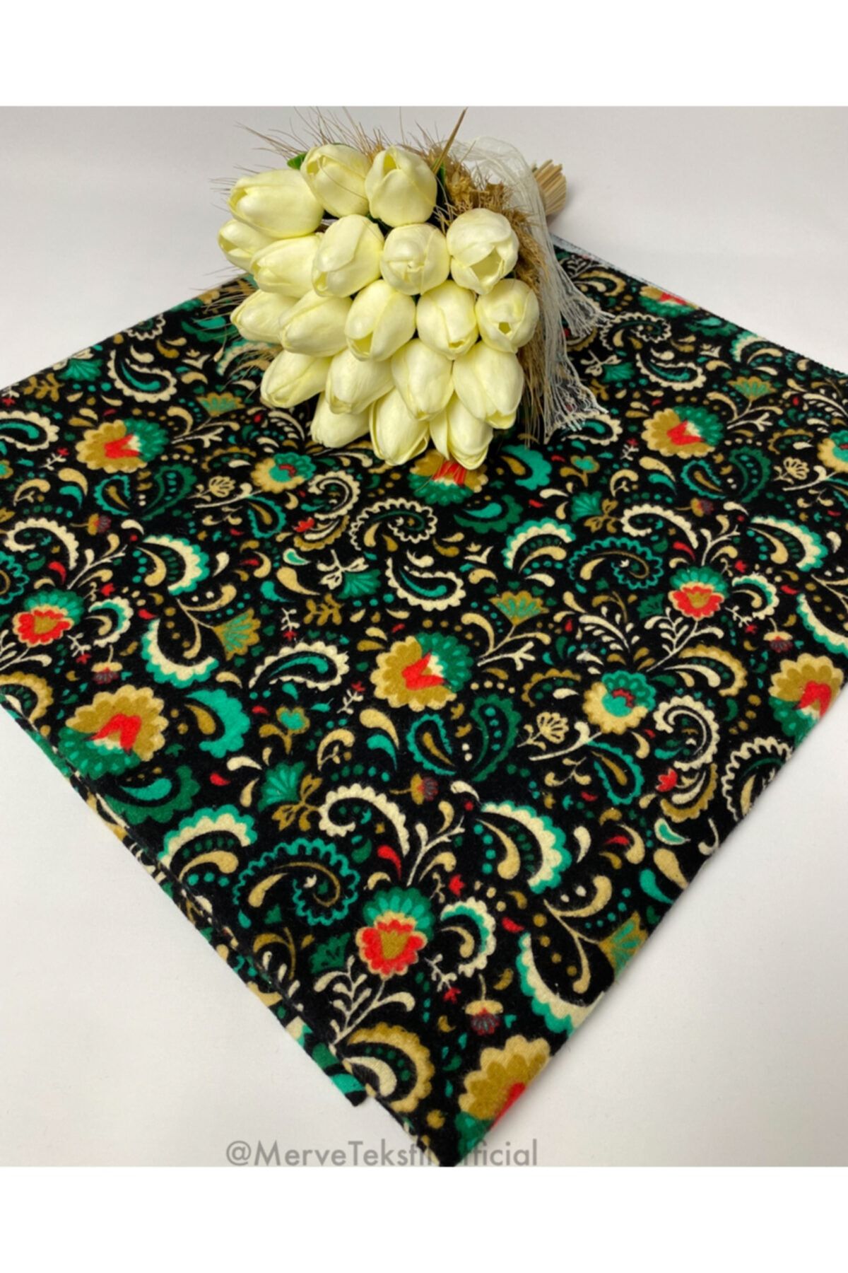 Merve Kumaş Tekstil Divitin - Pazen Kumaş - Sarar Baskı Kalitesi - Divitin 90 Cm En - Ceket - Şalvar - Kaban - Gömlek