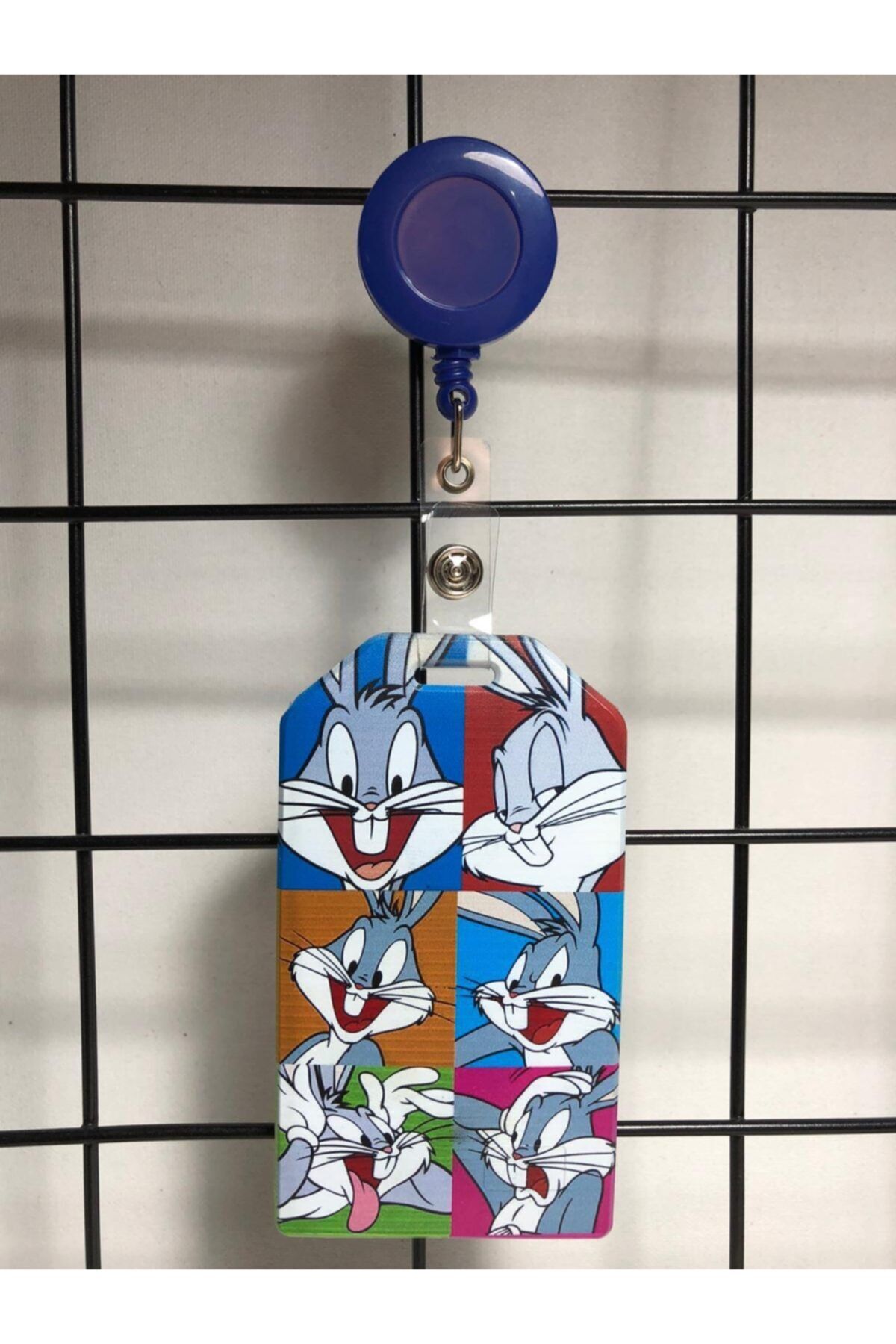 Hediyebum Bugs Bunny Neşeli Haller Yan Yaka Kart Kılıfı